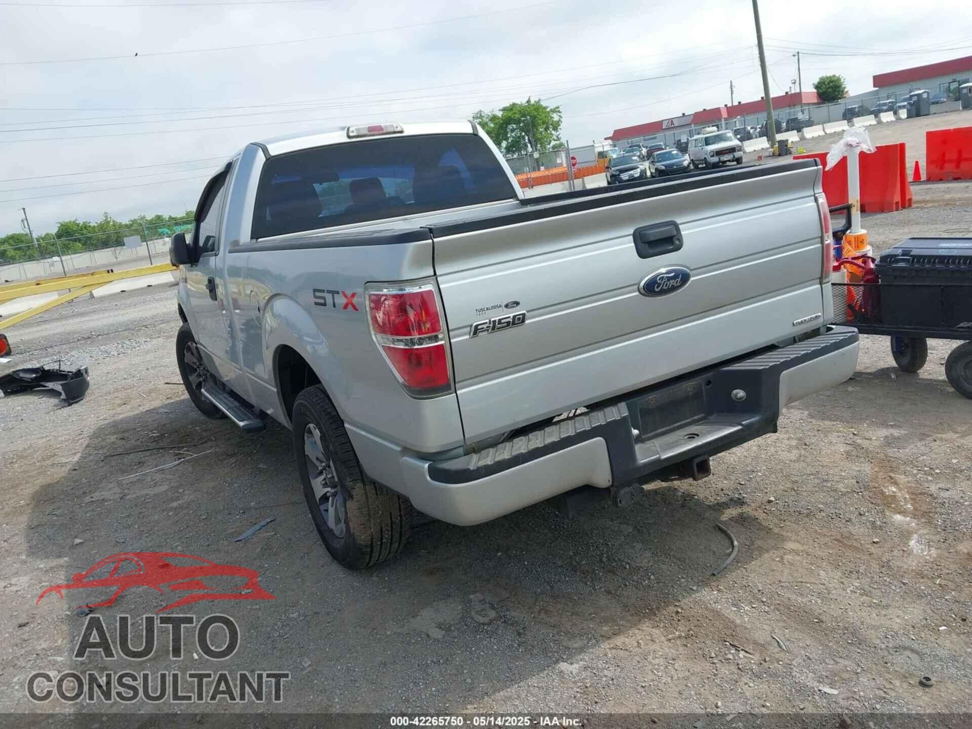 FORD F-150 2012 - 1FTMF1CF2CFC32932