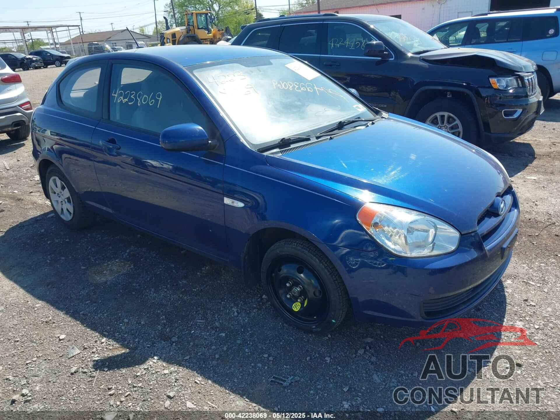HYUNDAI ACCENT 2011 - KMHCM3AC6BU201937