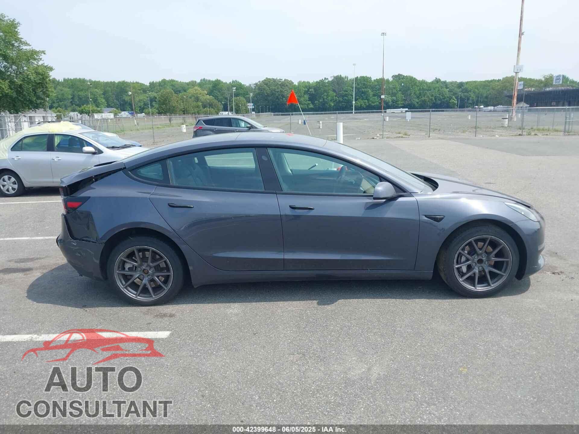 TESLA MODEL 3 2023 - 5YJ3E1EA3PF686164