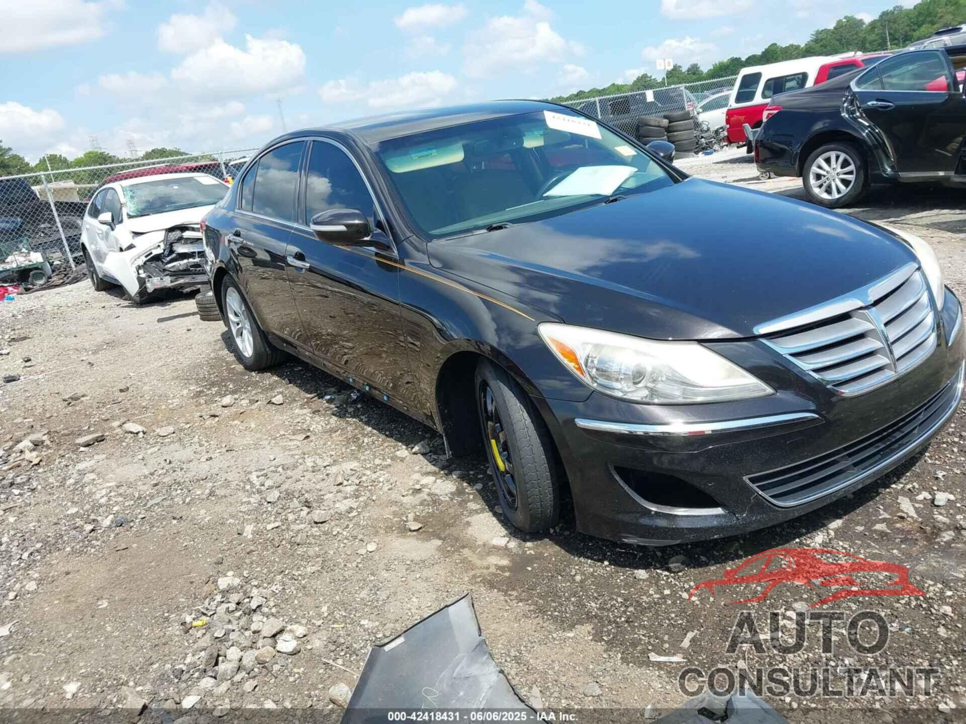 HYUNDAI GENESIS 2013 - KMHGC4DD2DU246357