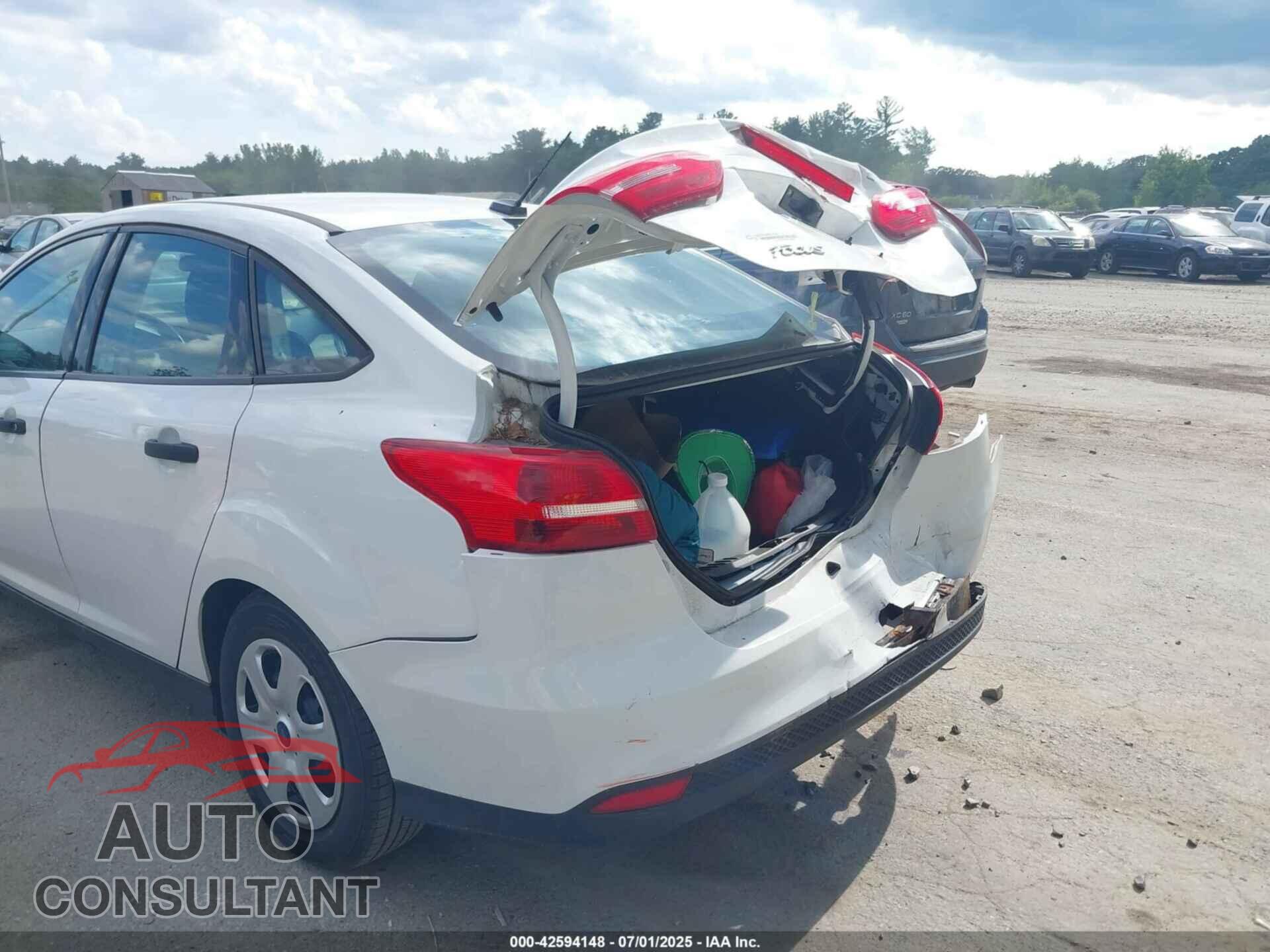 FORD FOCUS 2016 - 1FADP3E21GL375449