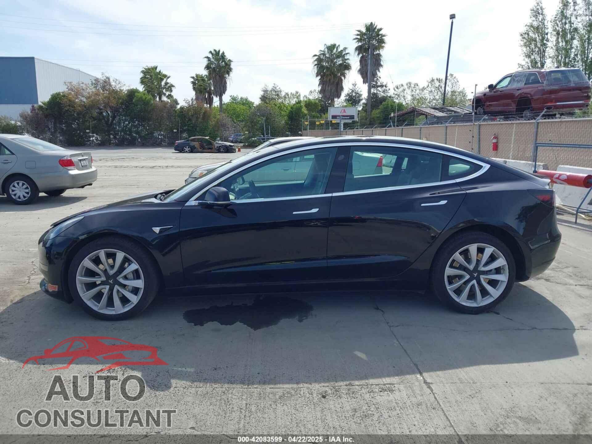 TESLA MODEL 3 2019 - 5YJ3E1EB5KF453422