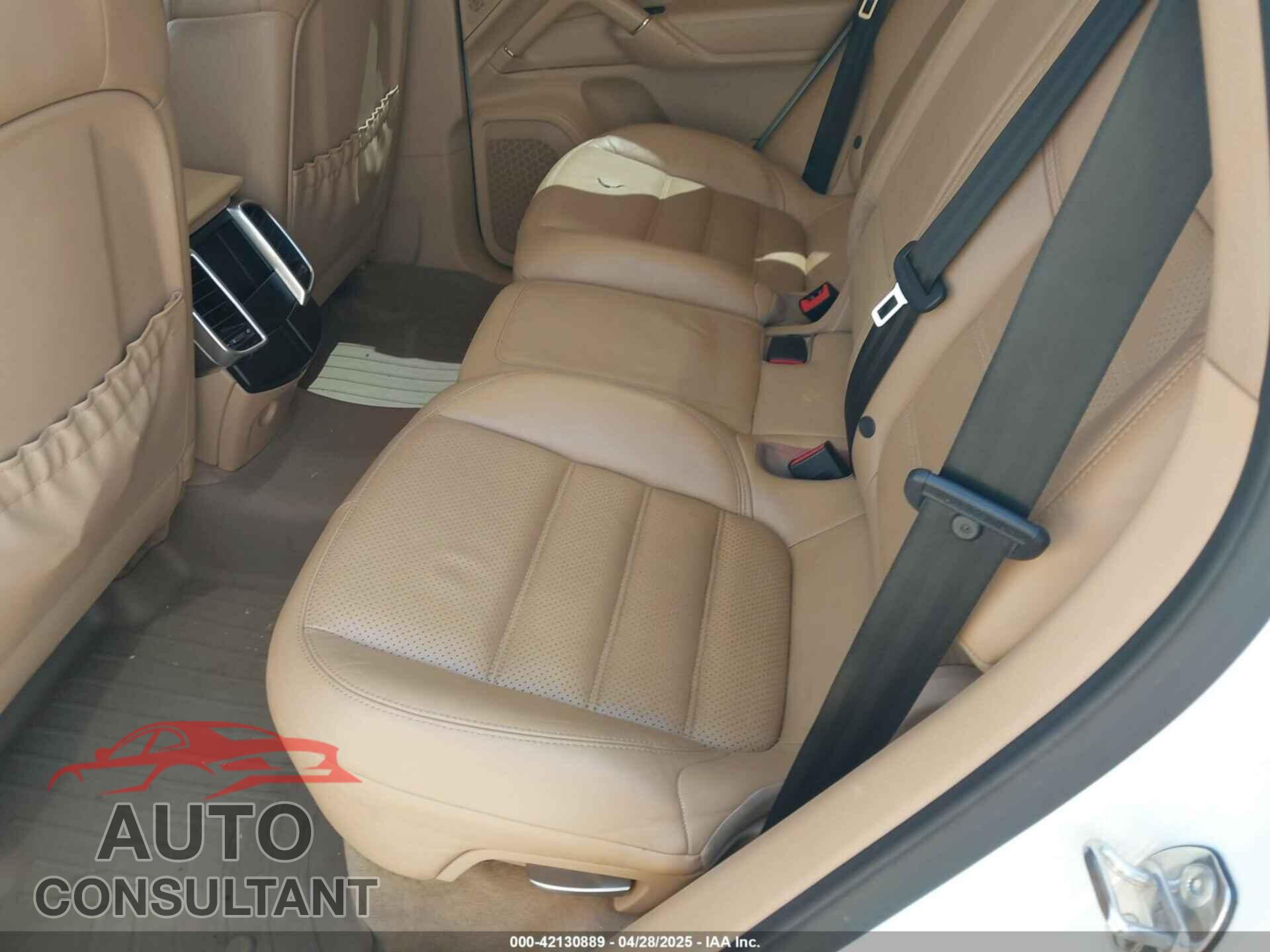 PORSCHE CAYENNE 2013 - WP1AB2A24DLA84837