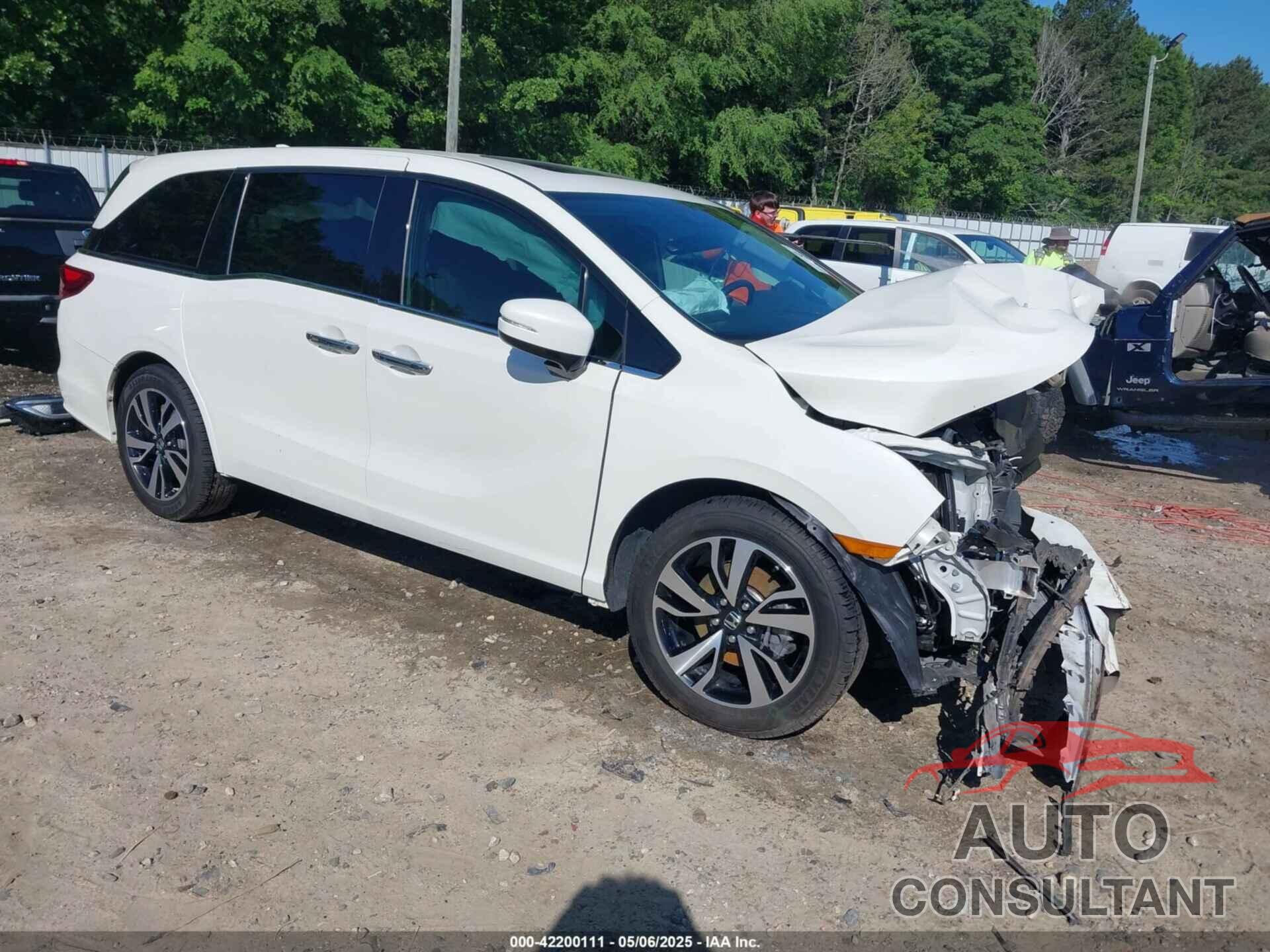 HONDA ODYSSEY 2018 - 5FNRL6H97JB084776