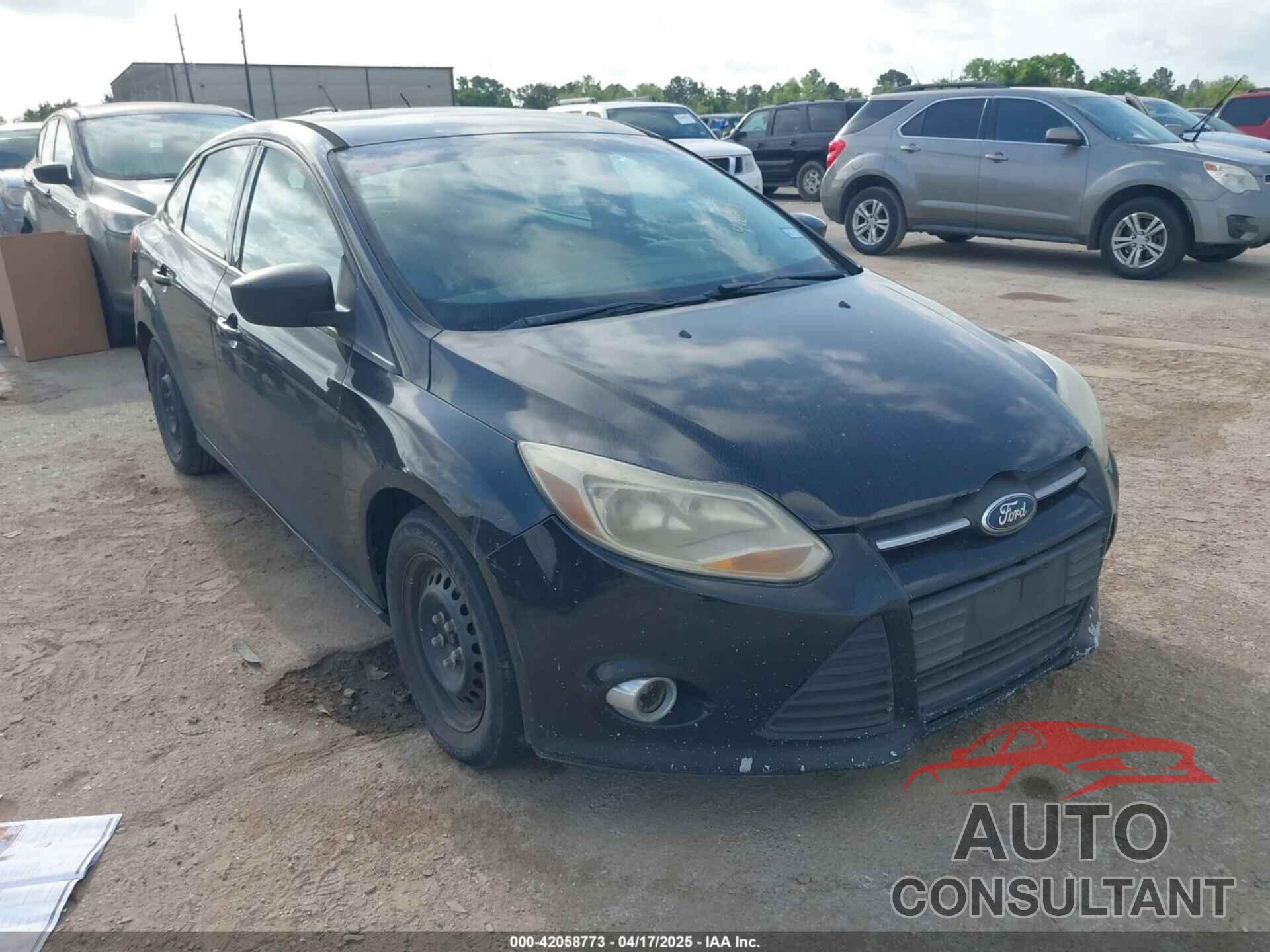 FORD FOCUS 2012 - 1FAHP3F24CL381806
