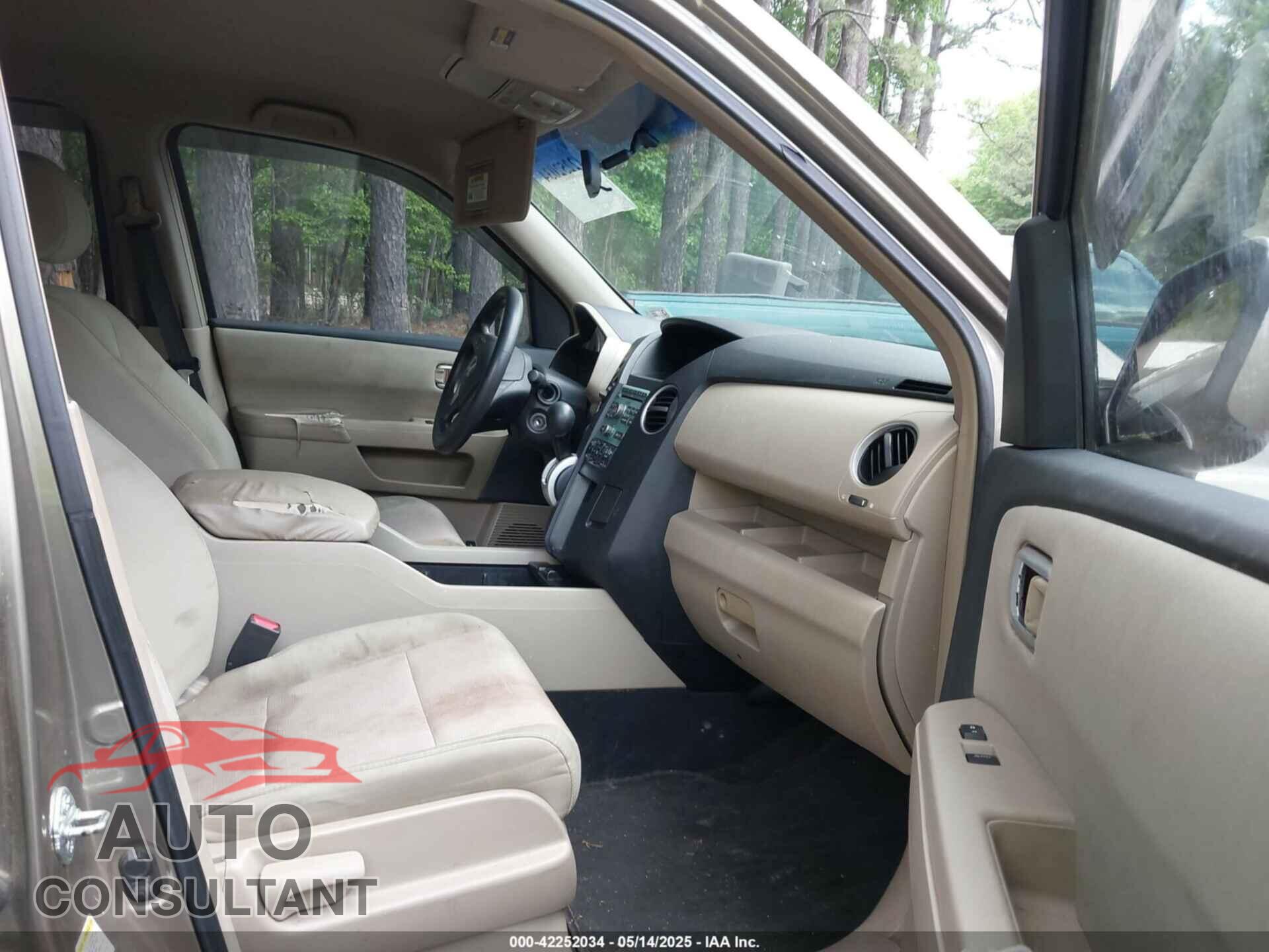 HONDA PILOT 2009 - 5FNYF48409B041002