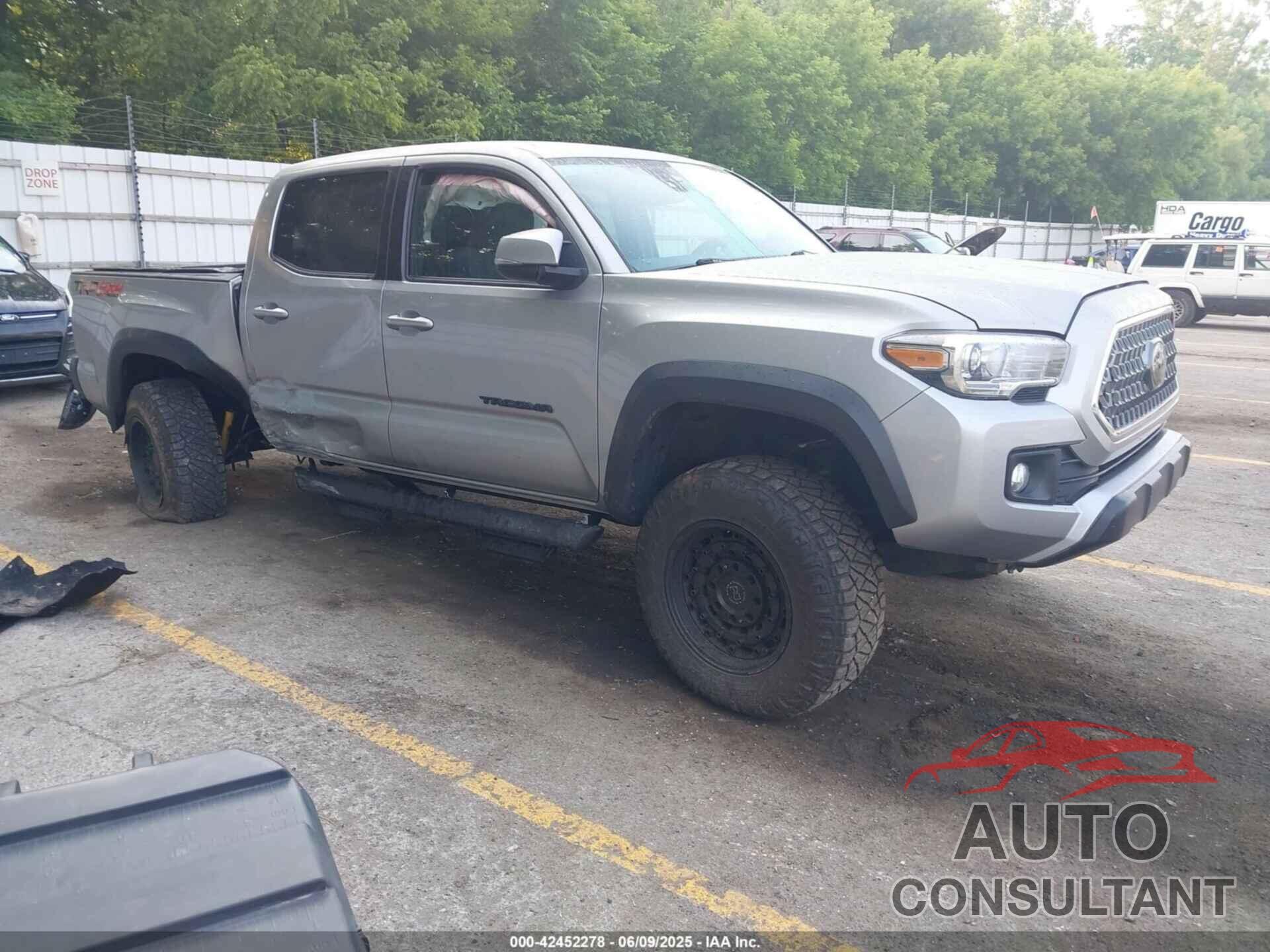 TOYOTA TACOMA 2018 - 3TMCZ5AN7JM122640