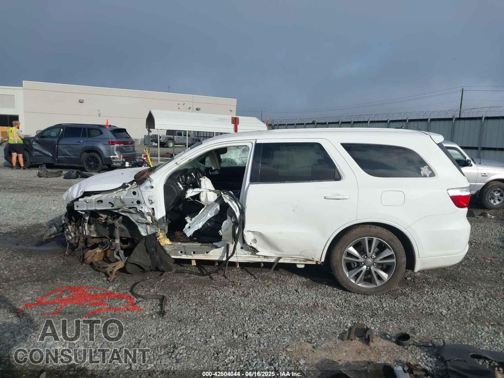 DODGE DURANGO 2013 - 1C4SDHCT4DC648639