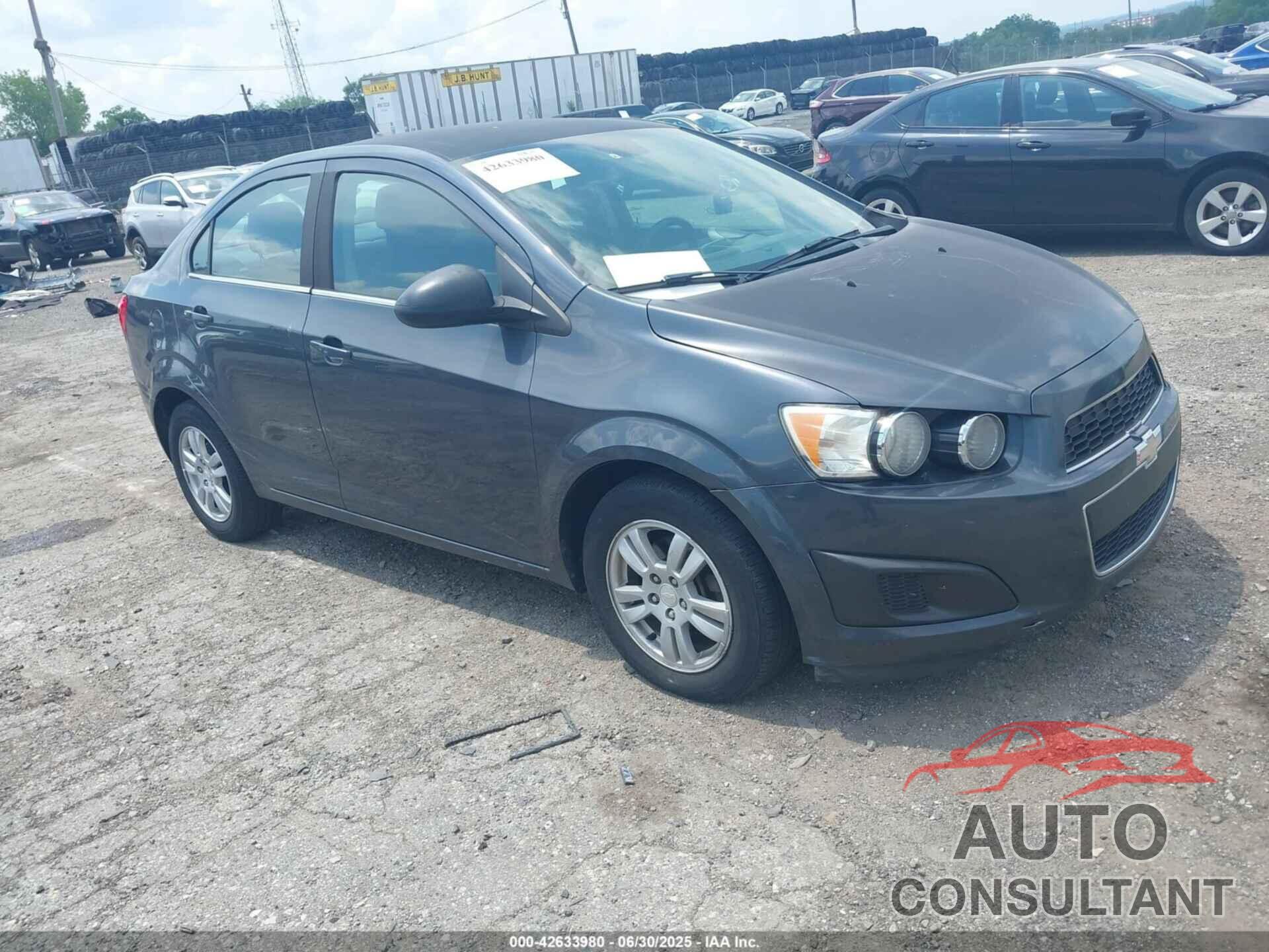 CHEVROLET SONIC 2013 - 1G1JC5SH3D4224639