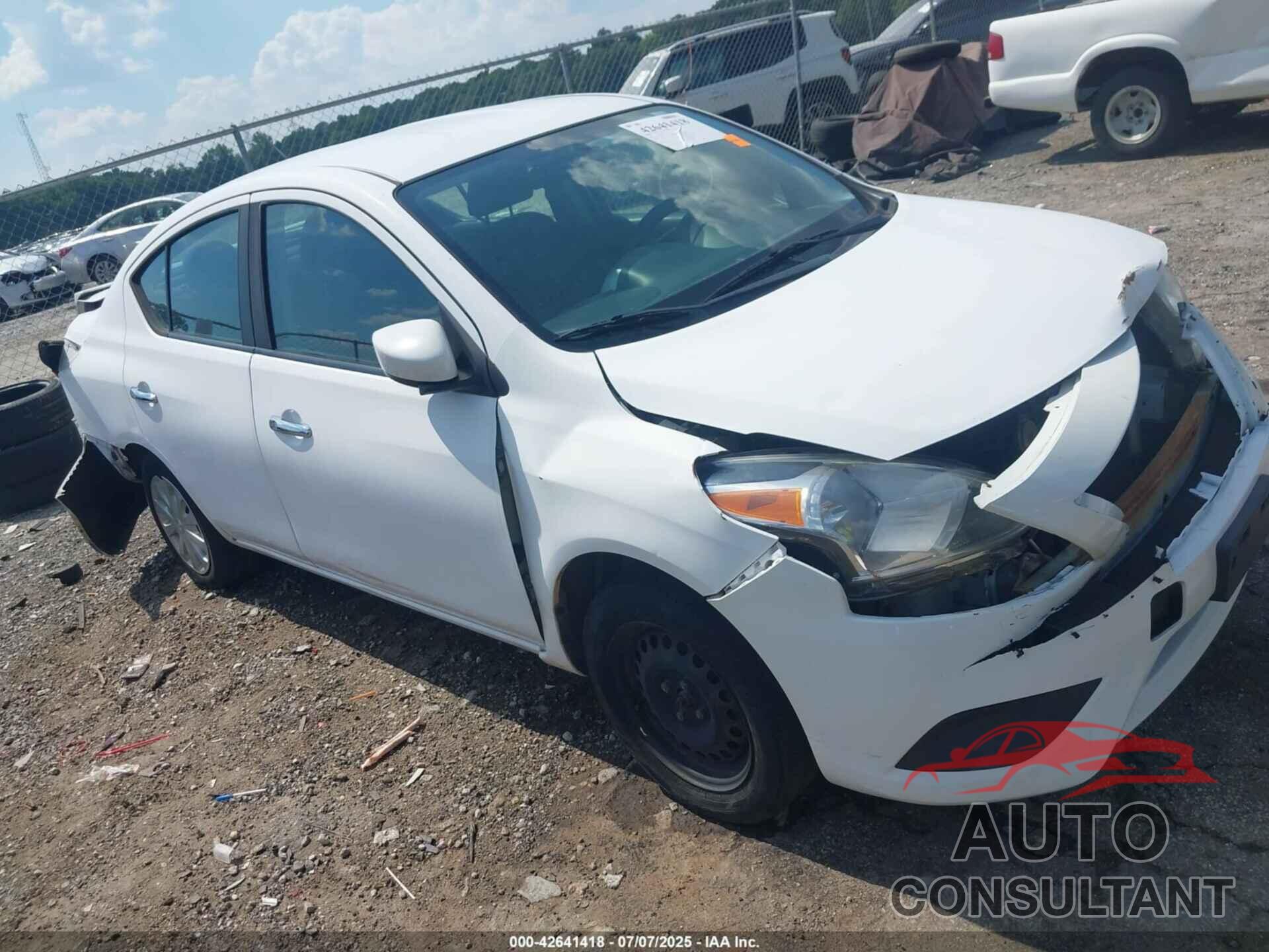 NISSAN VERSA 2018 - 3N1CN7AP6JL861614