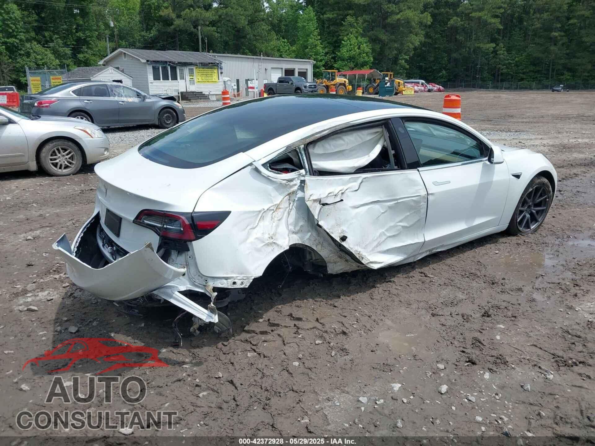 TESLA MODEL 3 2020 - 5YJ3E1EA3LF632082