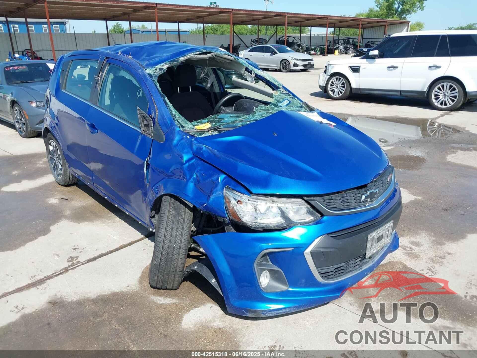 CHEVROLET SONIC 2019 - 1G1JD6SB0K4149491
