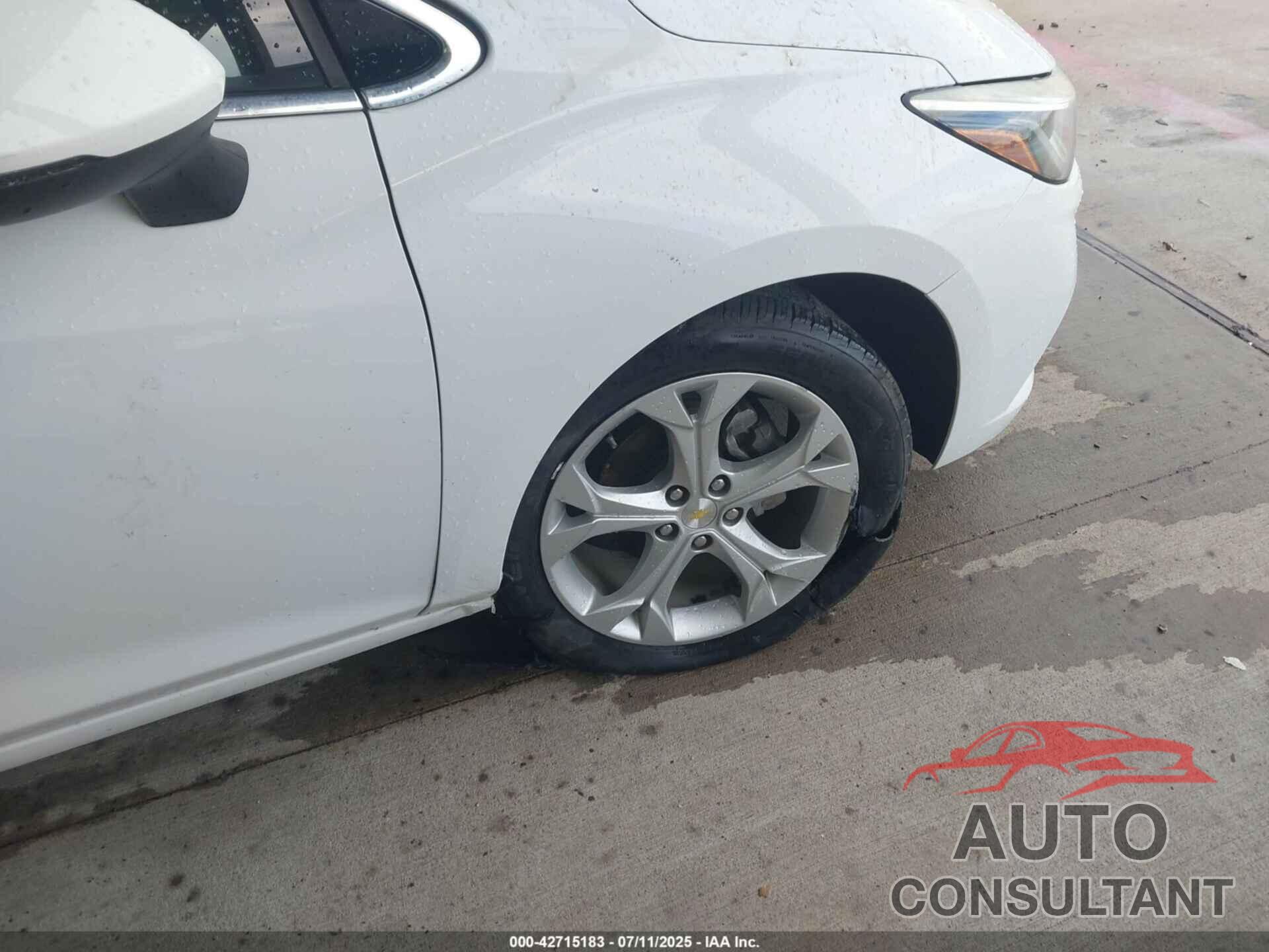 CHEVROLET CRUZE 2018 - 1G1BF5SM7J7192717