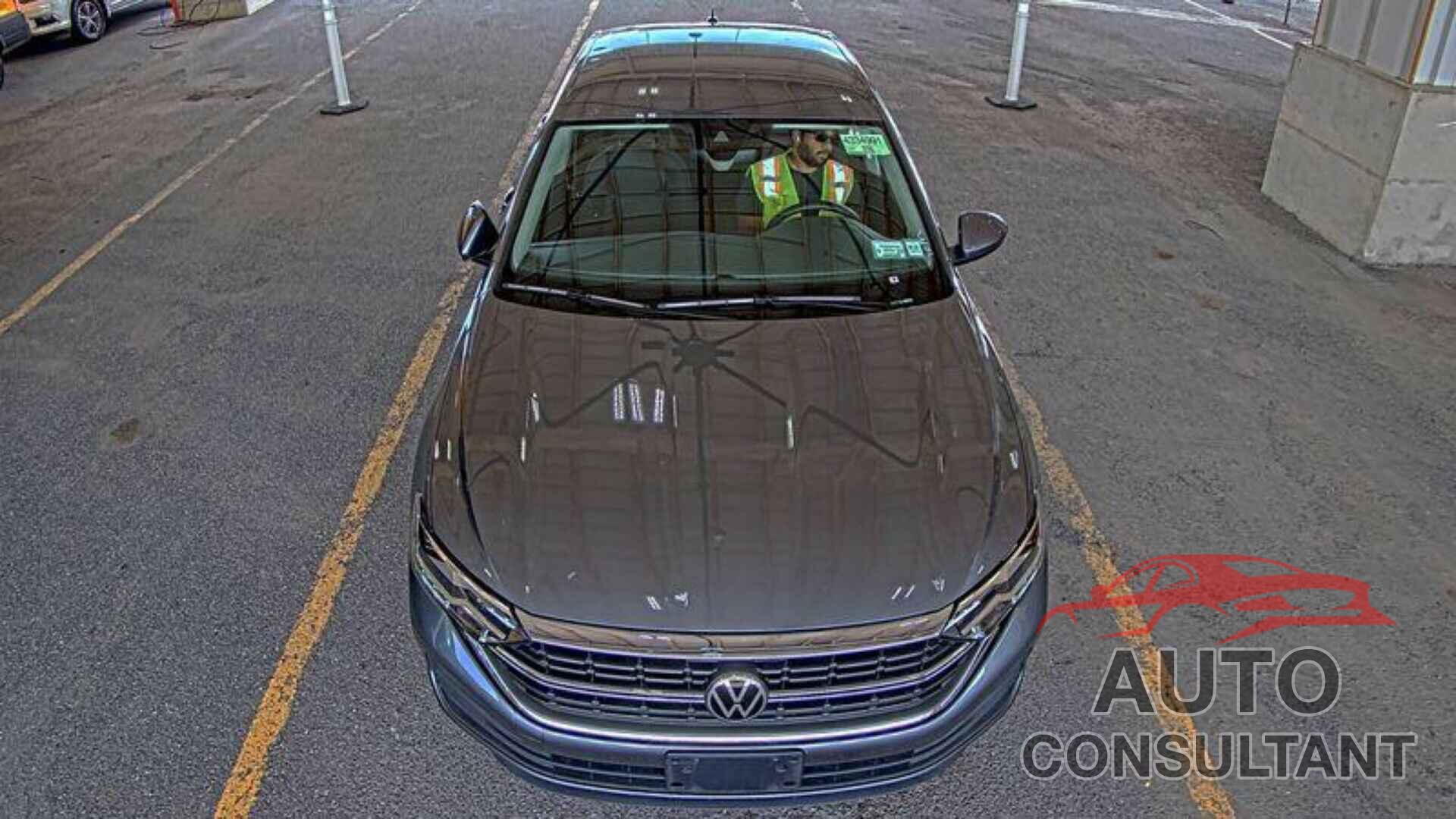 VOLKSWAGEN JETTA 2024 - 3VW5M7BU5RM051603