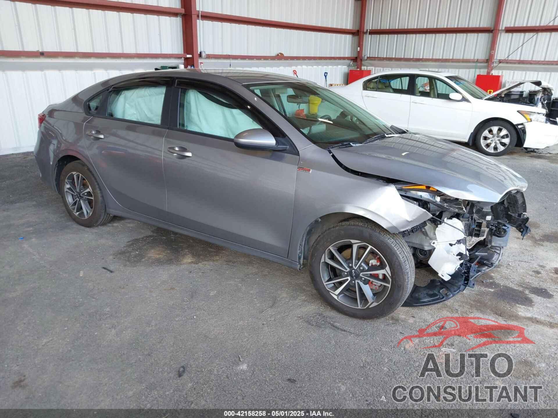 KIA FORTE 2023 - 3KPF24AD2PE691594