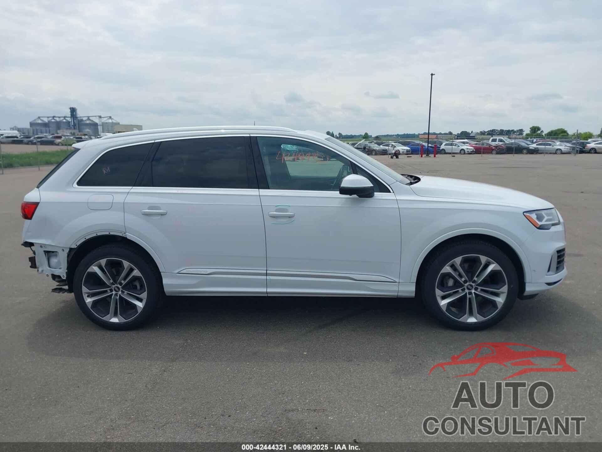 AUDI Q7 2021 - WA1LXAF75MD021454