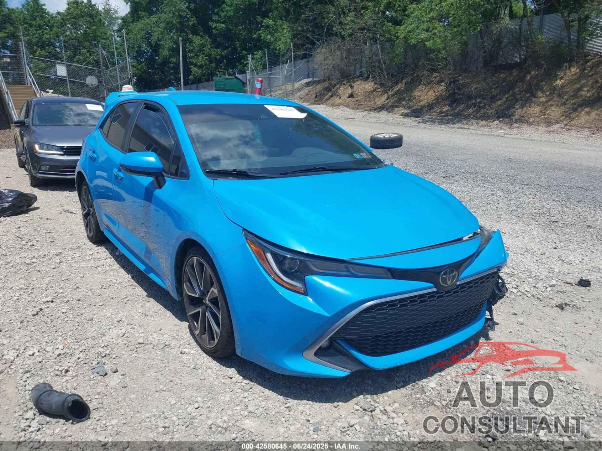 TOYOTA COROLLA 2021 - JTNC4MBE3M3129836