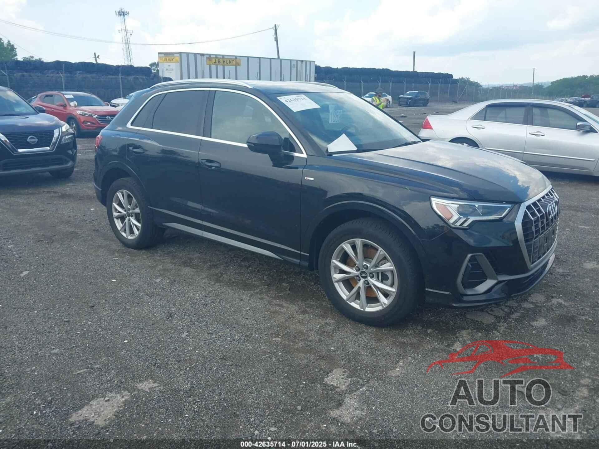AUDI Q3 2021 - WA1EECF35M1103869