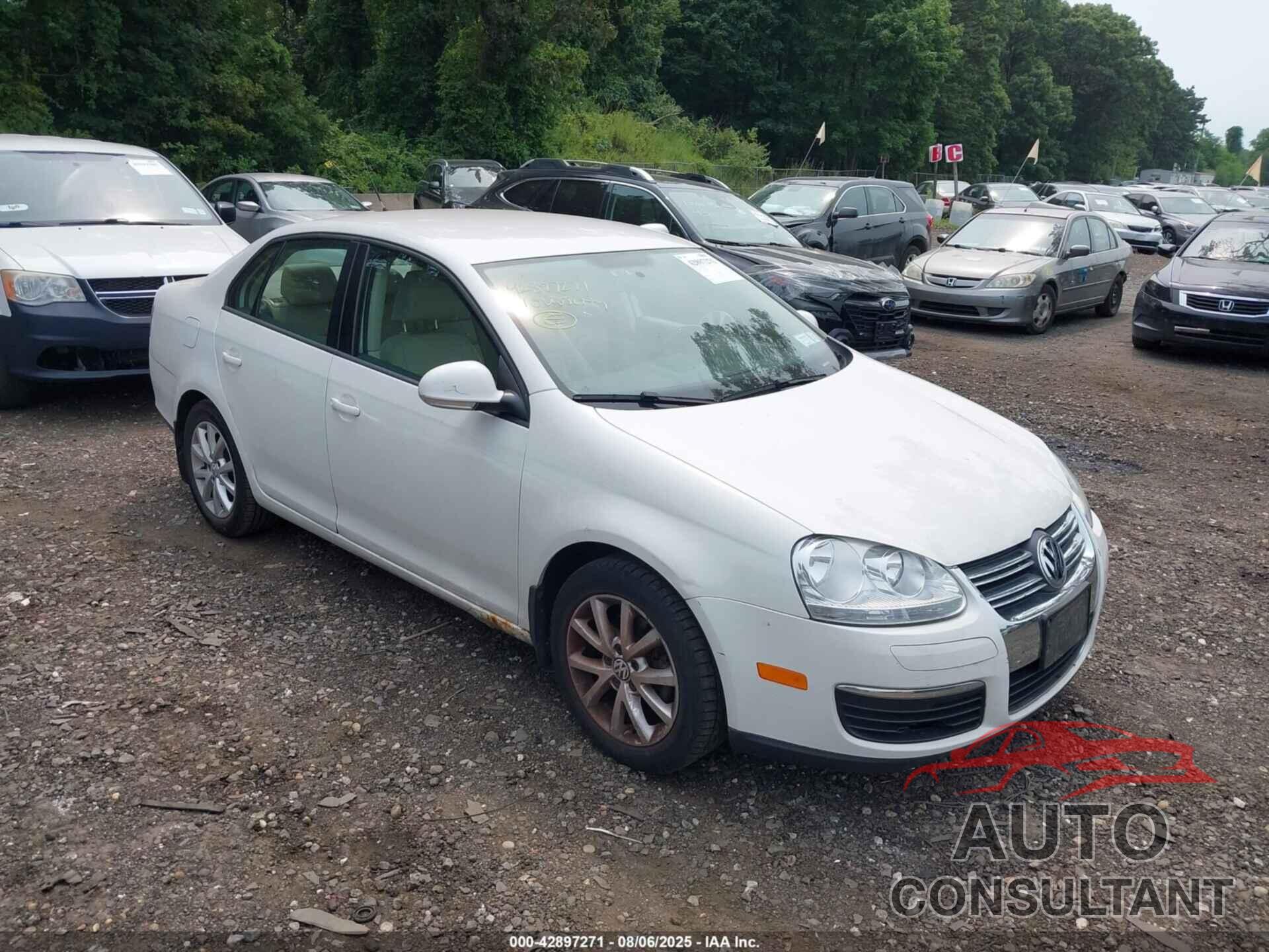 VOLKSWAGEN JETTA 2010 - 3VWAZ7AJ7AM164352