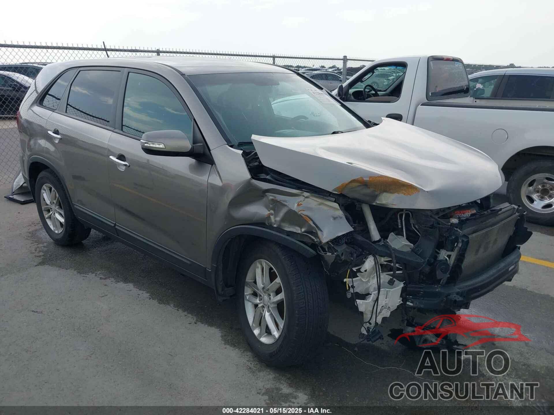 KIA SORENTO 2015 - 5XYKT3A67FG590463