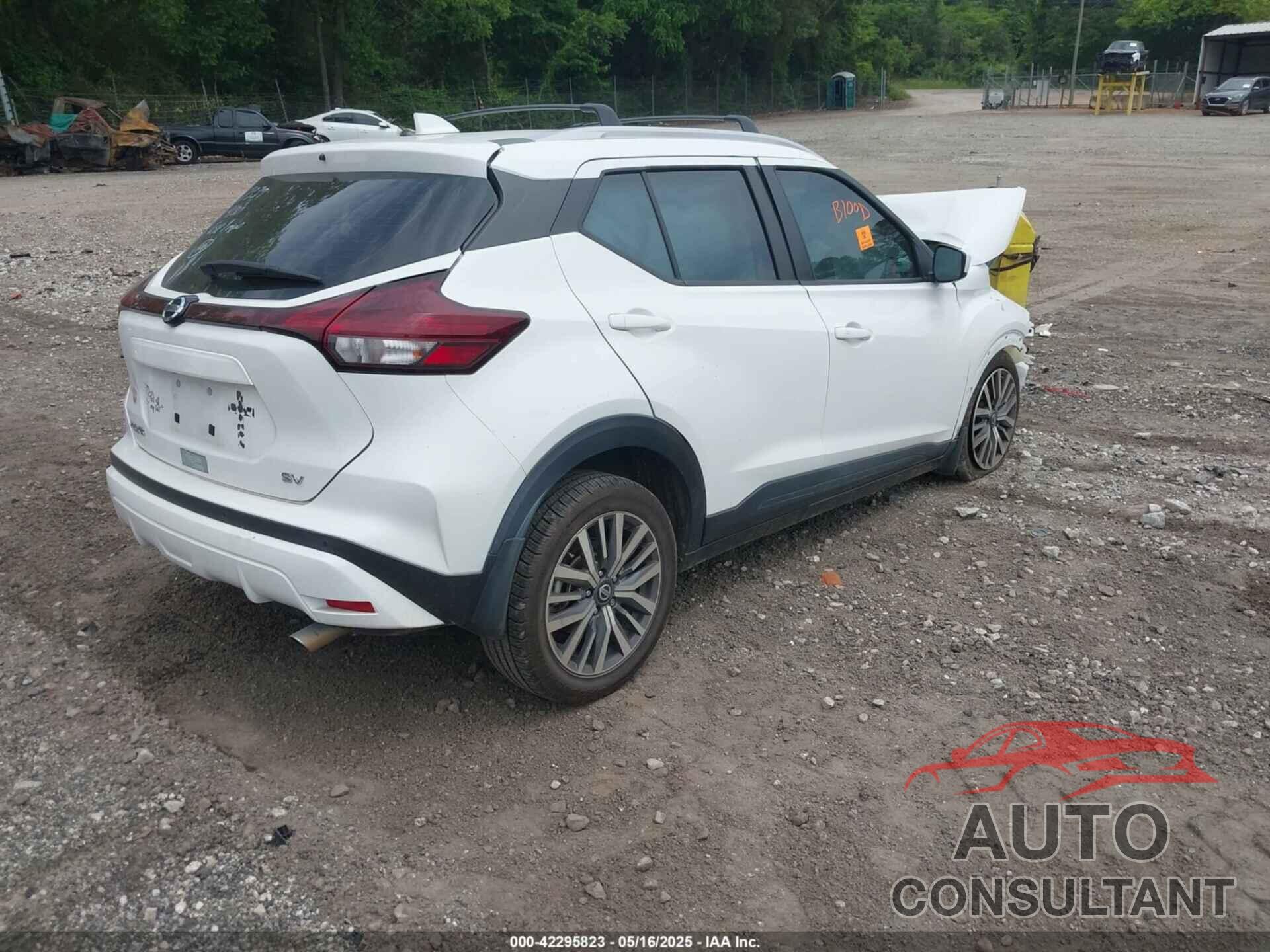 NISSAN KICKS 2021 - 3N1CP5CV4ML557339