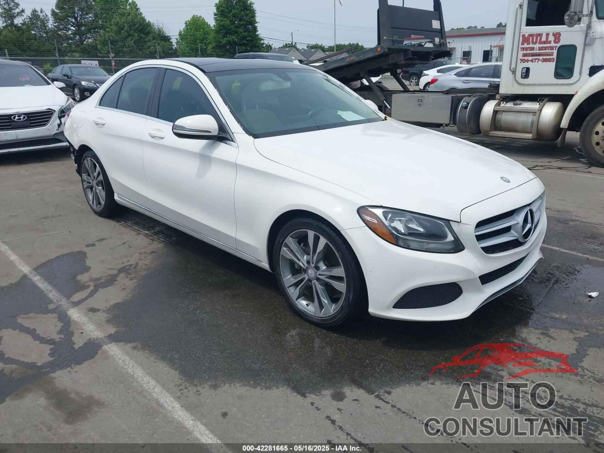 MERCEDES-BENZ C 300 2016 - 55SWF4JB8GU096616