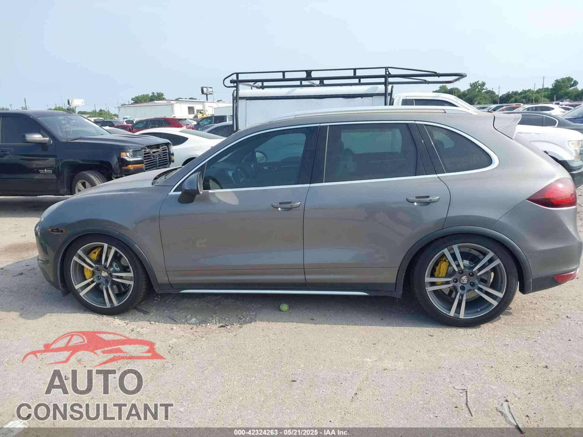 PORSCHE CAYENNE 2012 - WP1AC2A29CLA80486