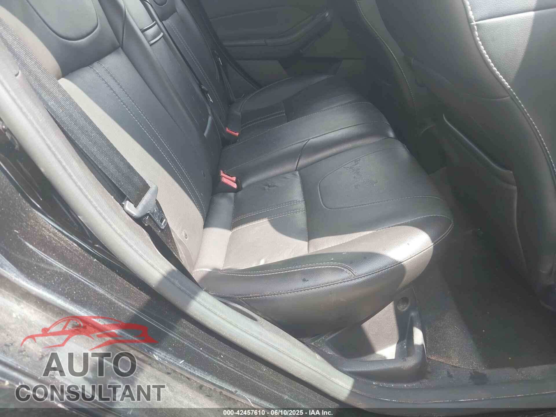 FORD FOCUS 2013 - 1FADP3F25DL283531