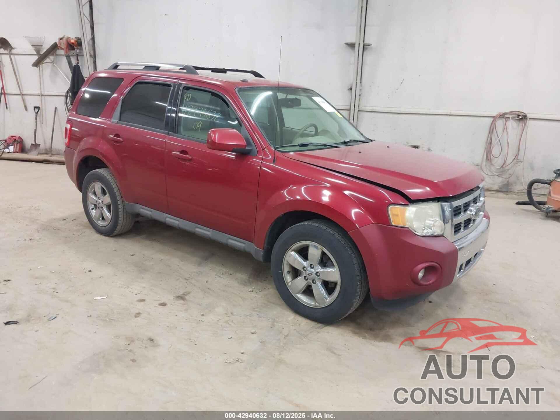 FORD ESCAPE 2009 - 1FMCU04G89KA44477