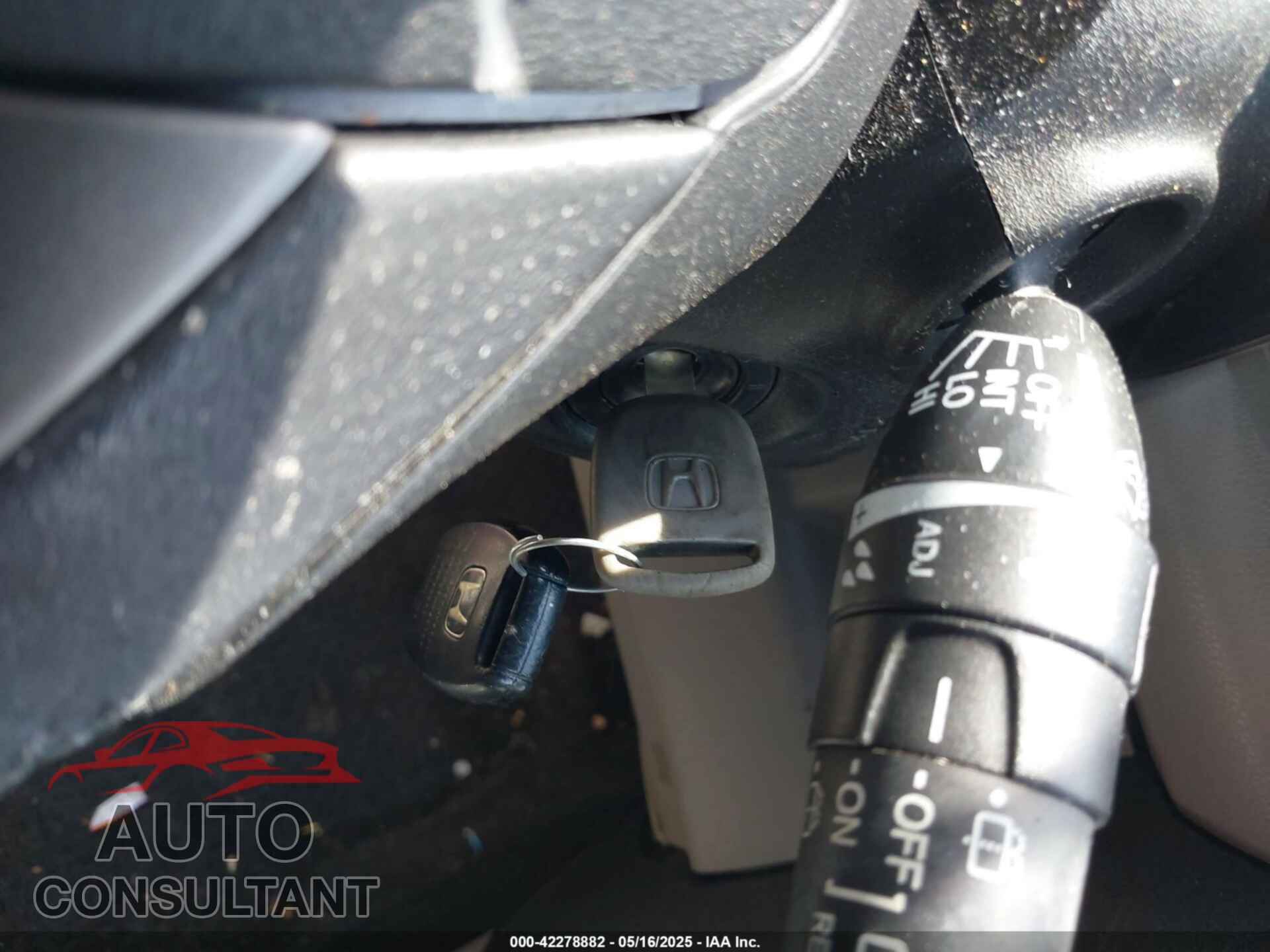 HONDA PILOT 2011 - 5FNYF4H56BB035784