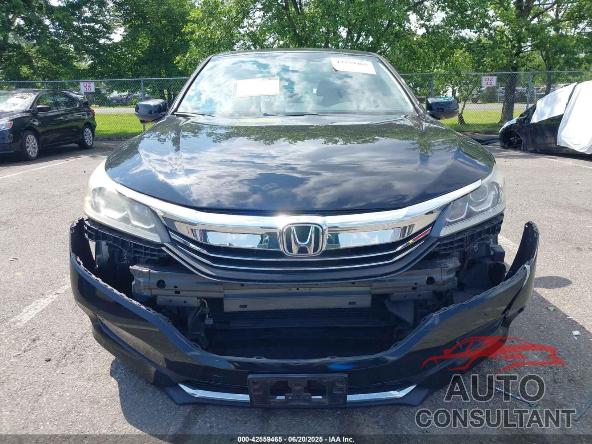 HONDA ACCORD 2017 - 1HGCR3F8XHA037758