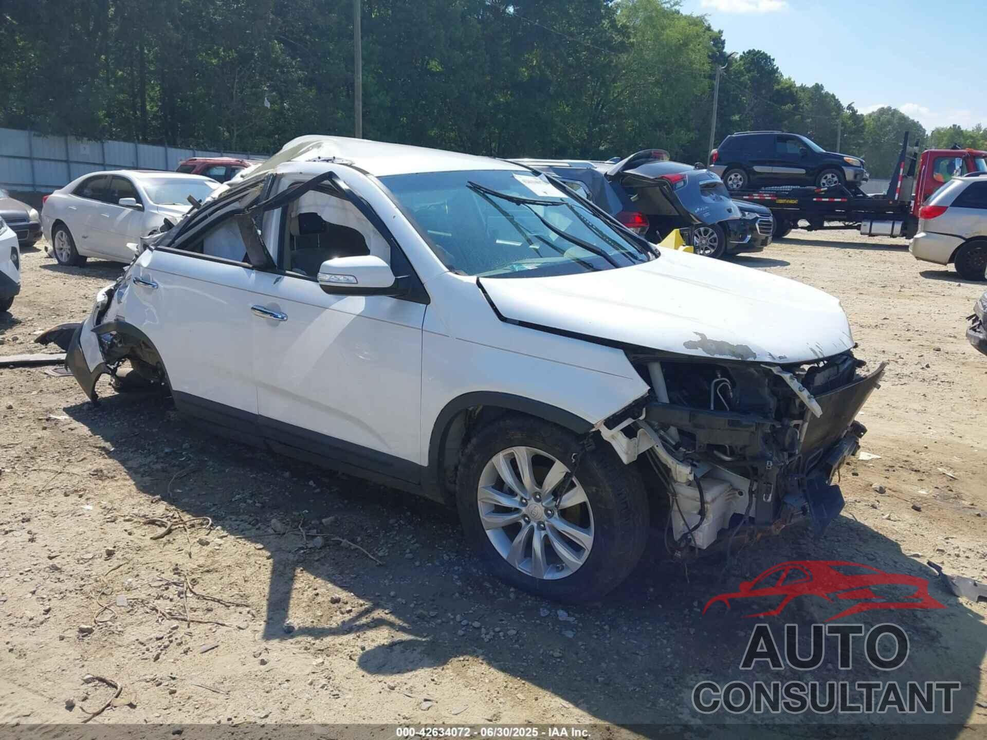 KIA SORENTO 2011 - 5XYKT4A22BG179324