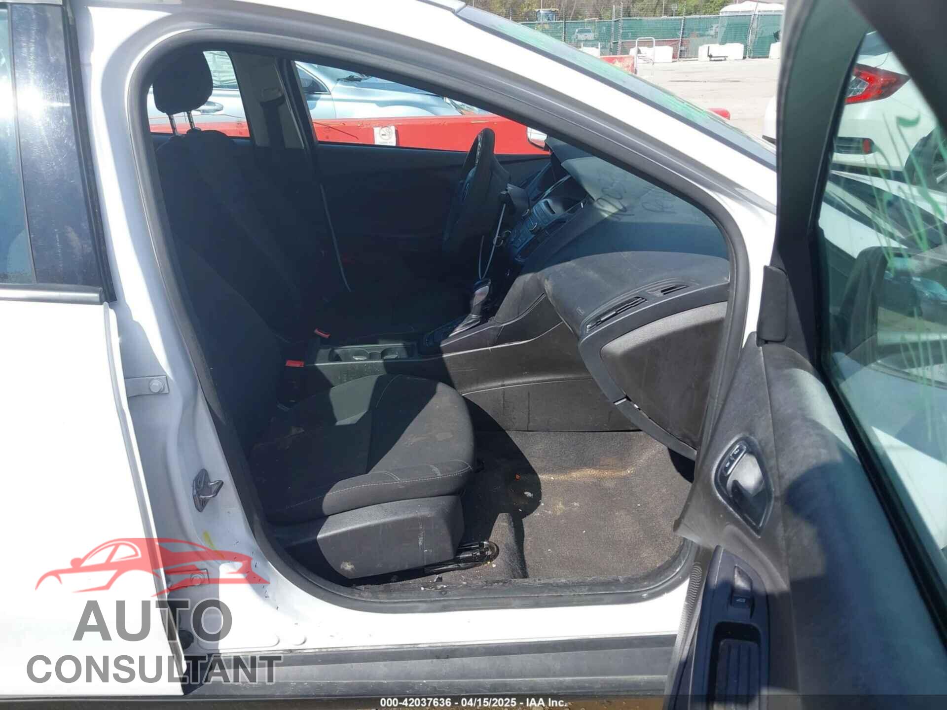 FORD FOCUS 2016 - 1FADP3E2XGL357547