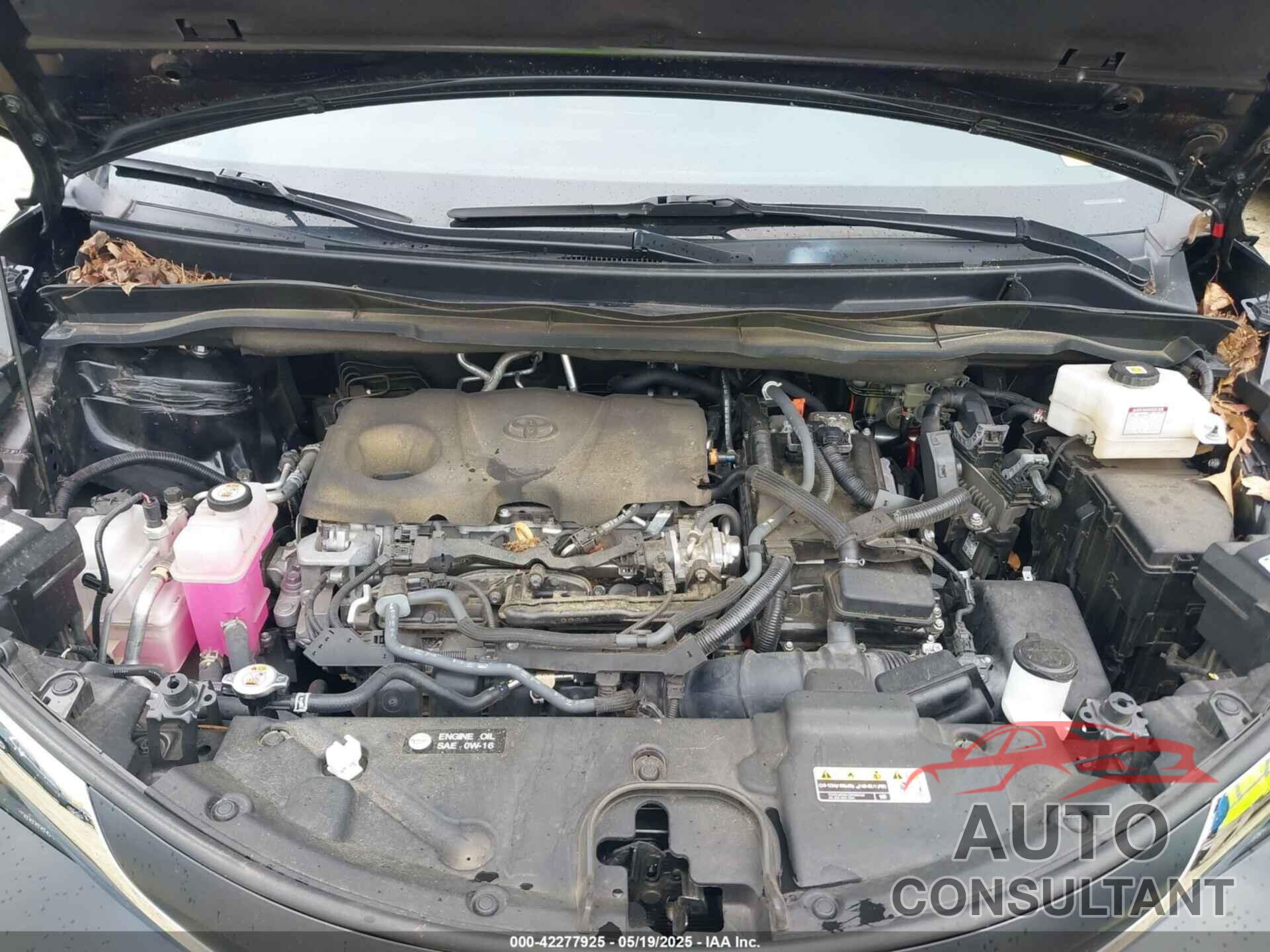 TOYOTA SIENNA 2022 - 5TDYRKEC3NS126025