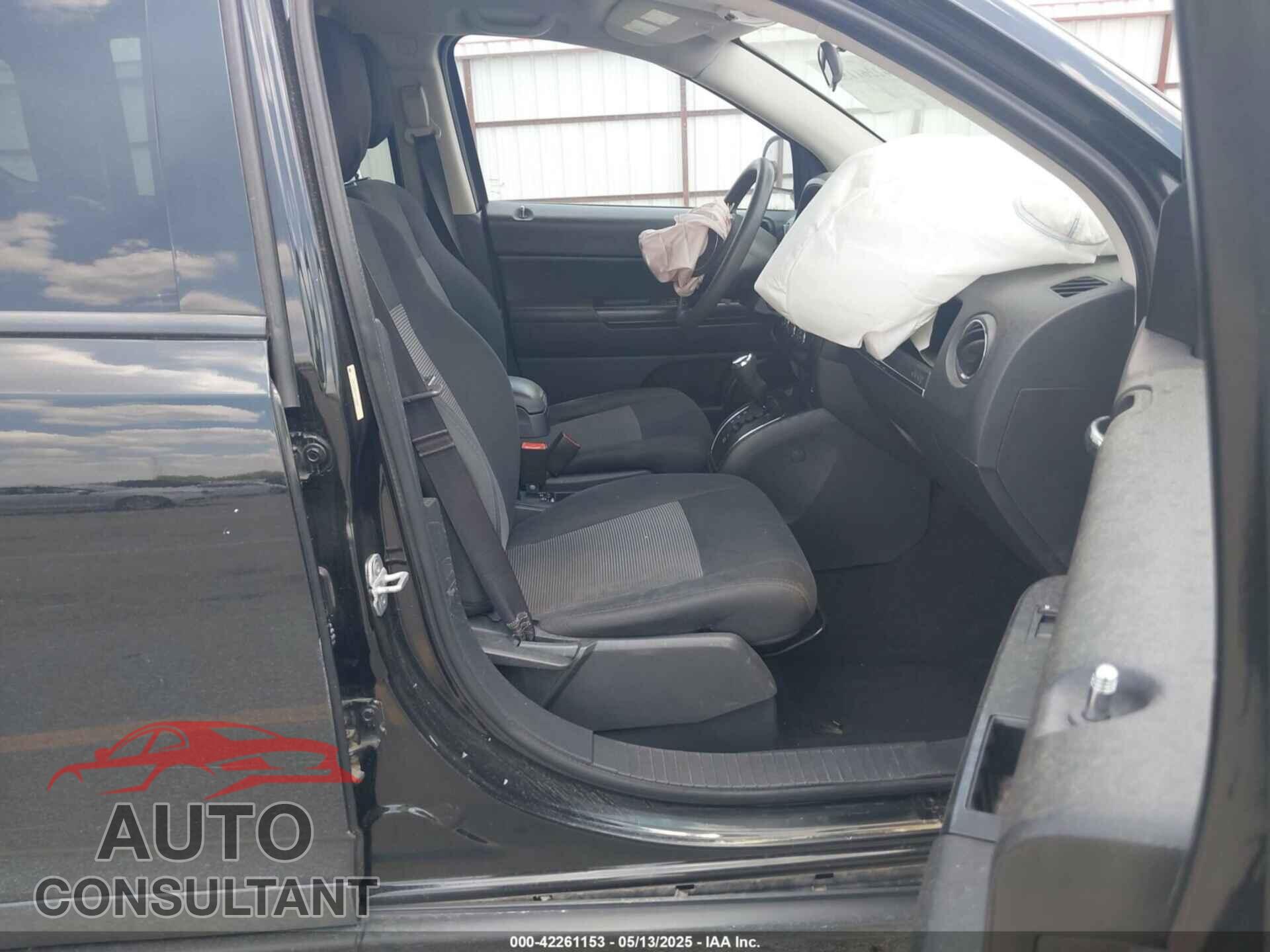 JEEP COMPASS 2012 - 1C4NJDBB9CD569595
