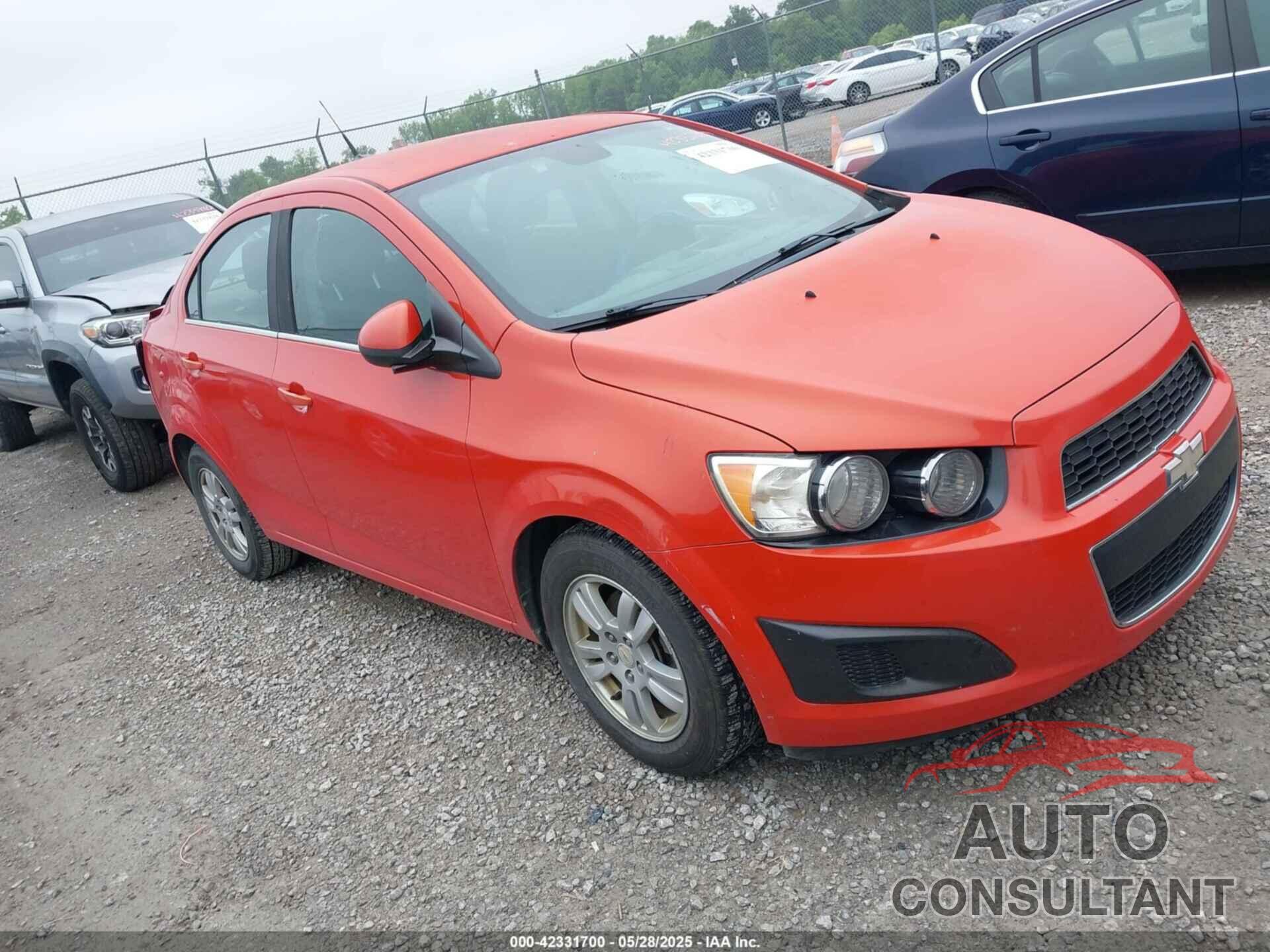 CHEVROLET SONIC 2012 - 1G1JC5SH8C4160757