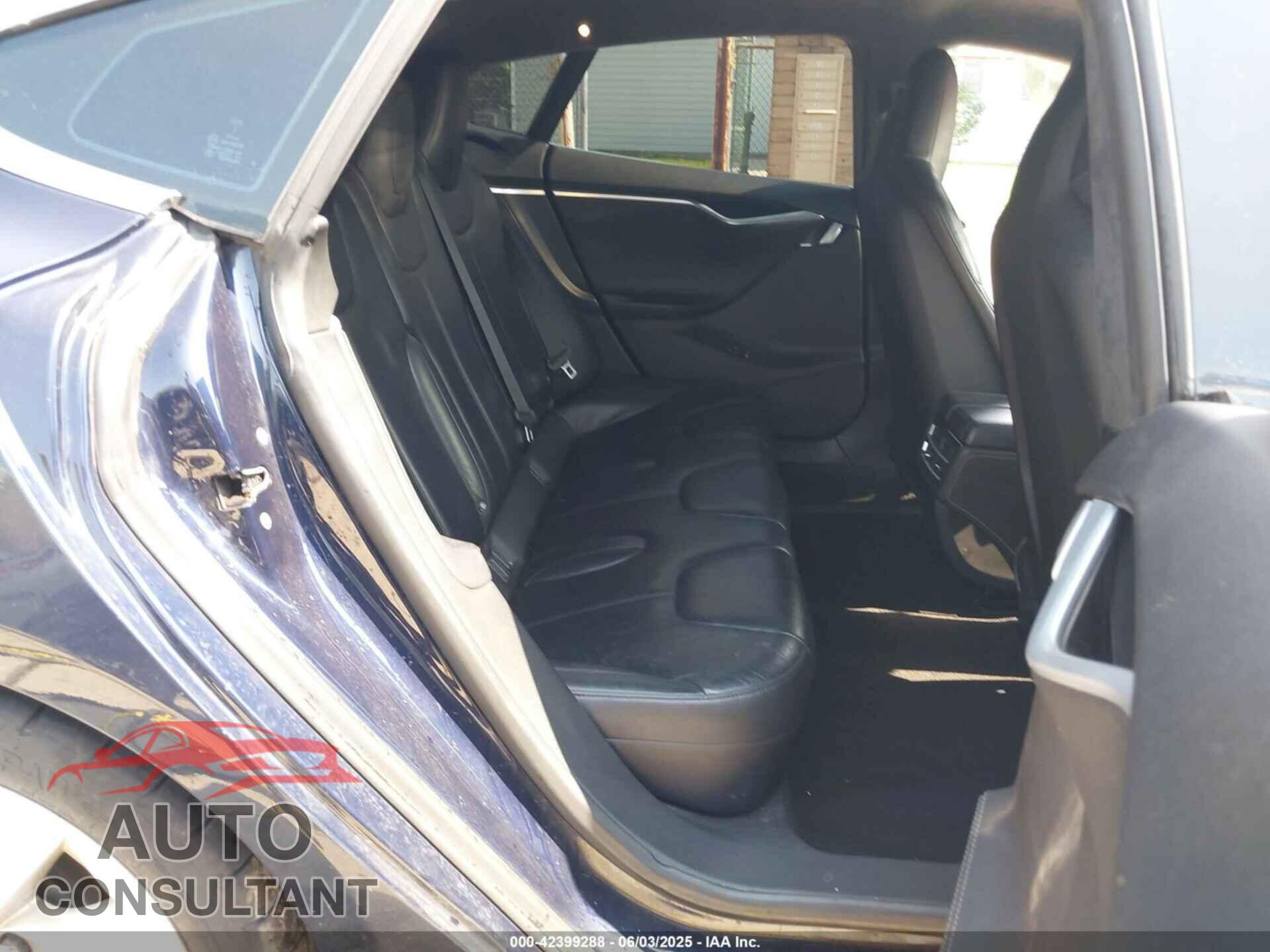 TESLA MODEL S 2014 - 5YJSA1H17EFP65983