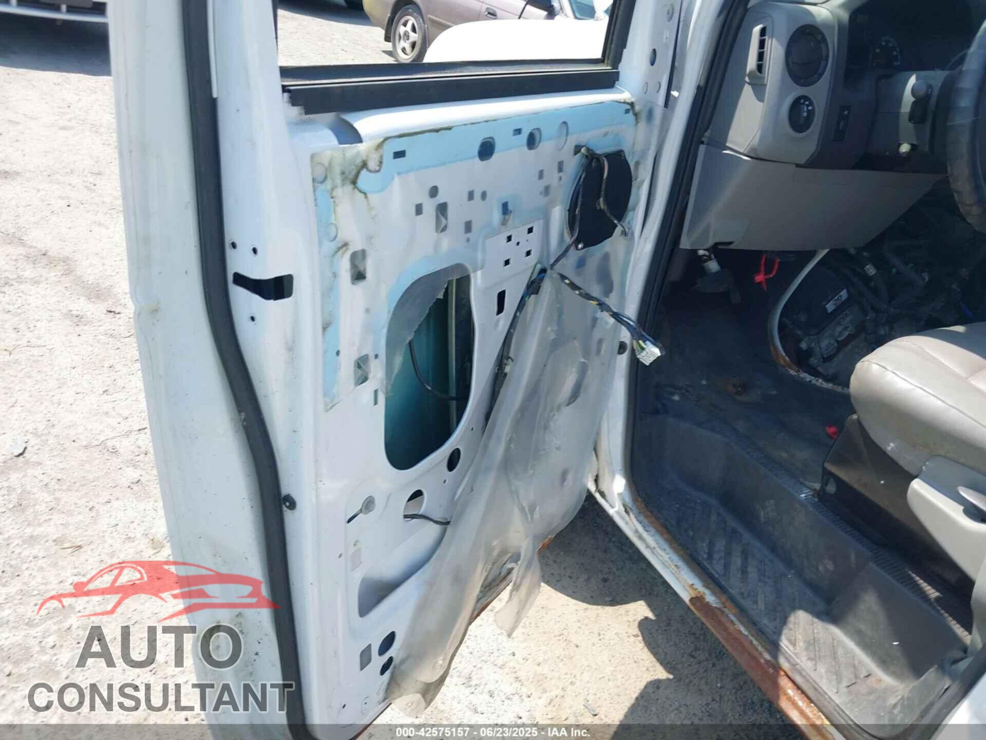 FORD E-150 2013 - 1FTNE1EW8DDA39234