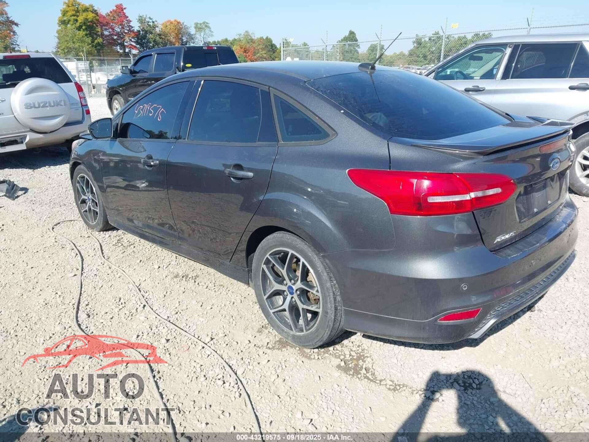 FORD FOCUS 2016 - 1FADP3F21GL368838