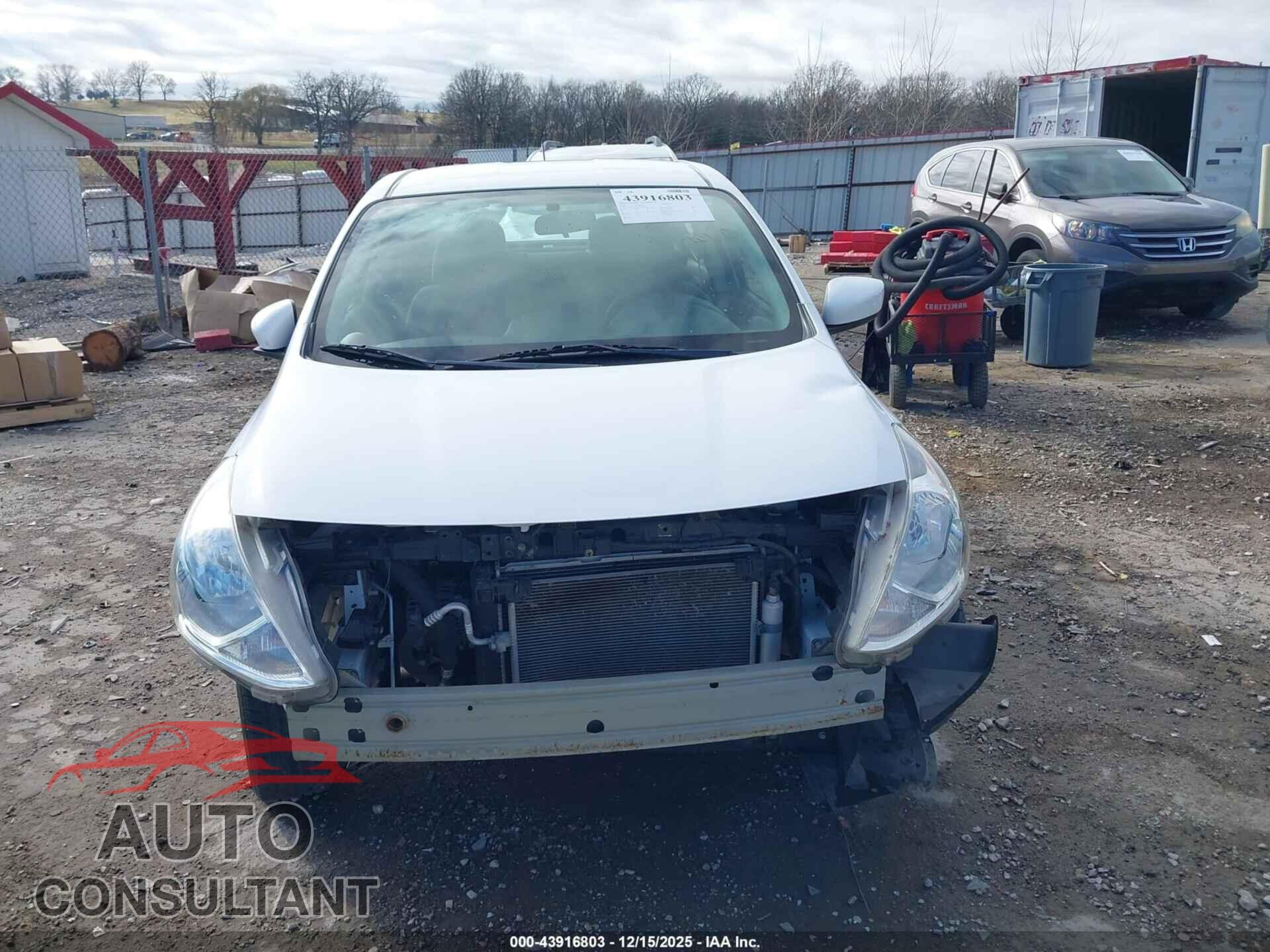 NISSAN VERSA 2019 - 3N1CN7AP3KL859305