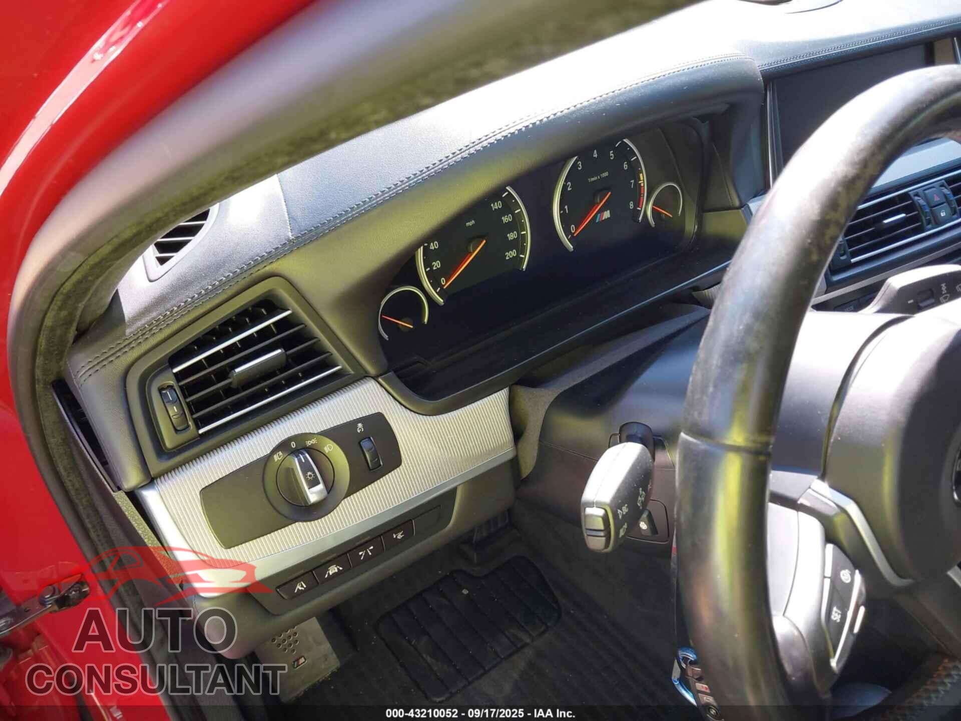 BMW M5 2014 - WBSFV9C52ED592999