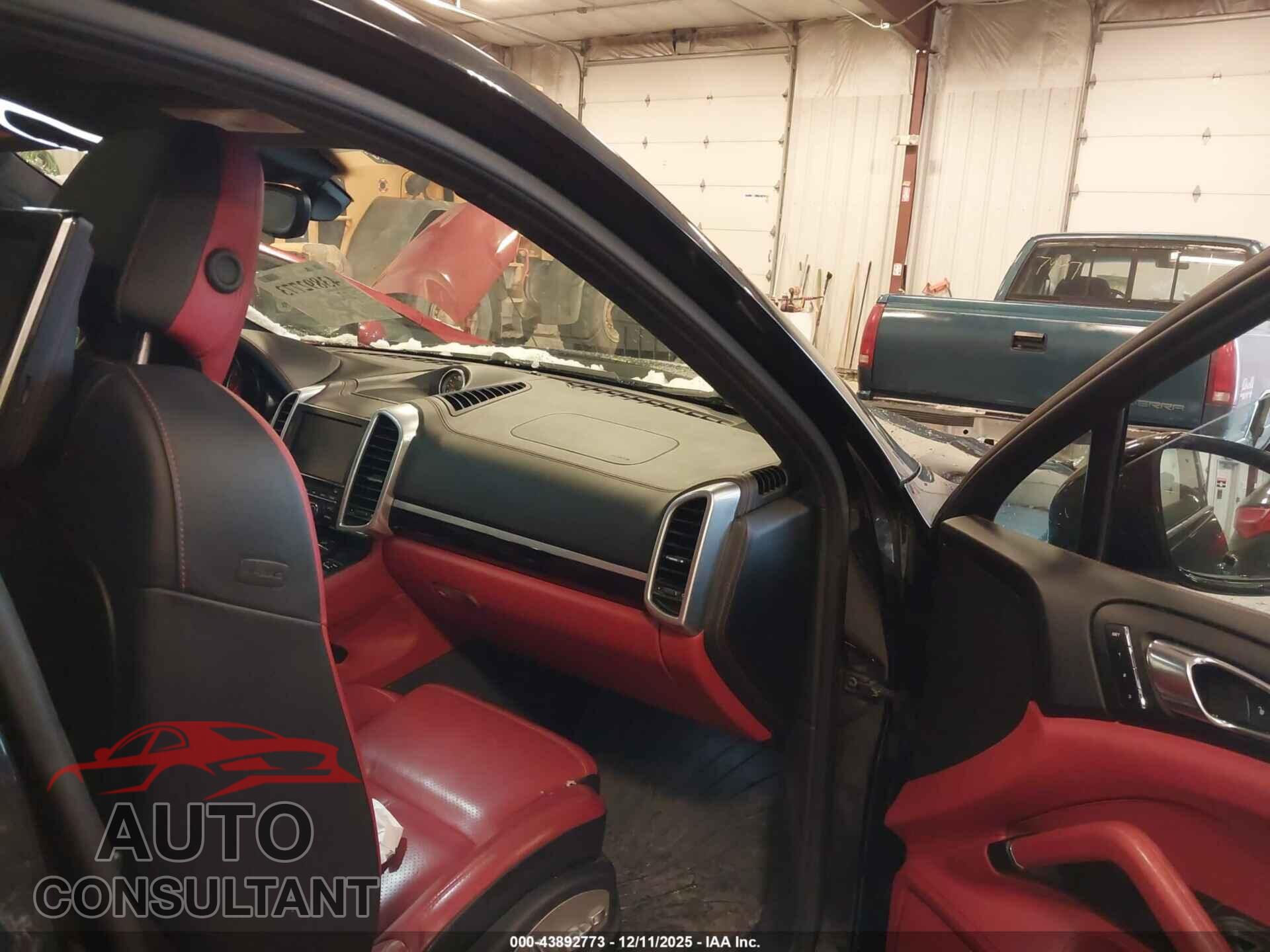 PORSCHE CAYENNE 2016 - WP1AD2A2XGLA78894