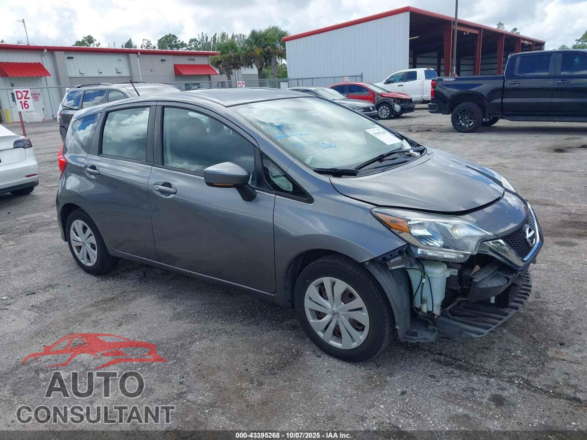 NISSAN VERSA NOTE 2017 - 3N1CE2CP1HL364545