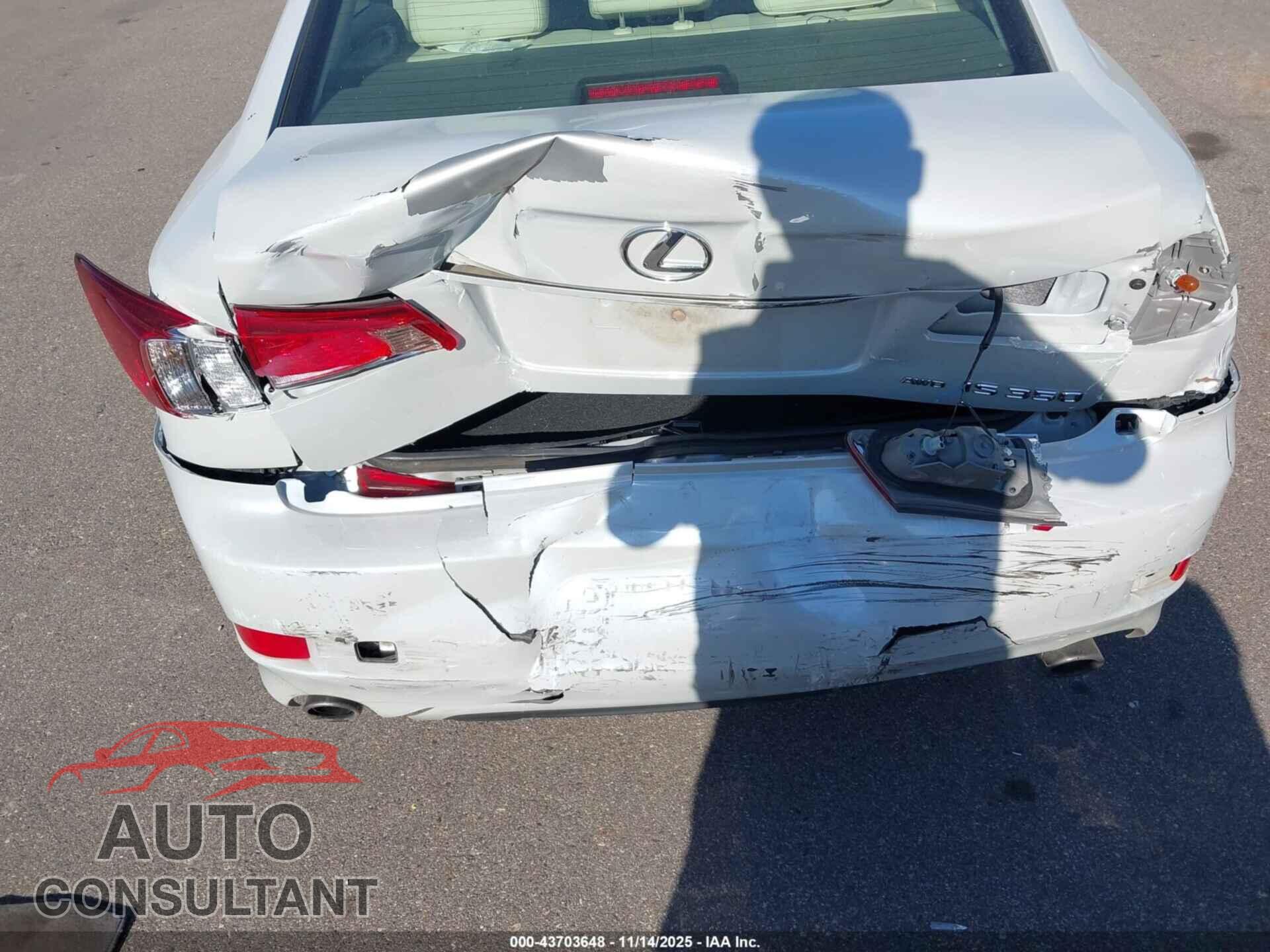 LEXUS IS 350 2011 - JTHCE5C27B5002017