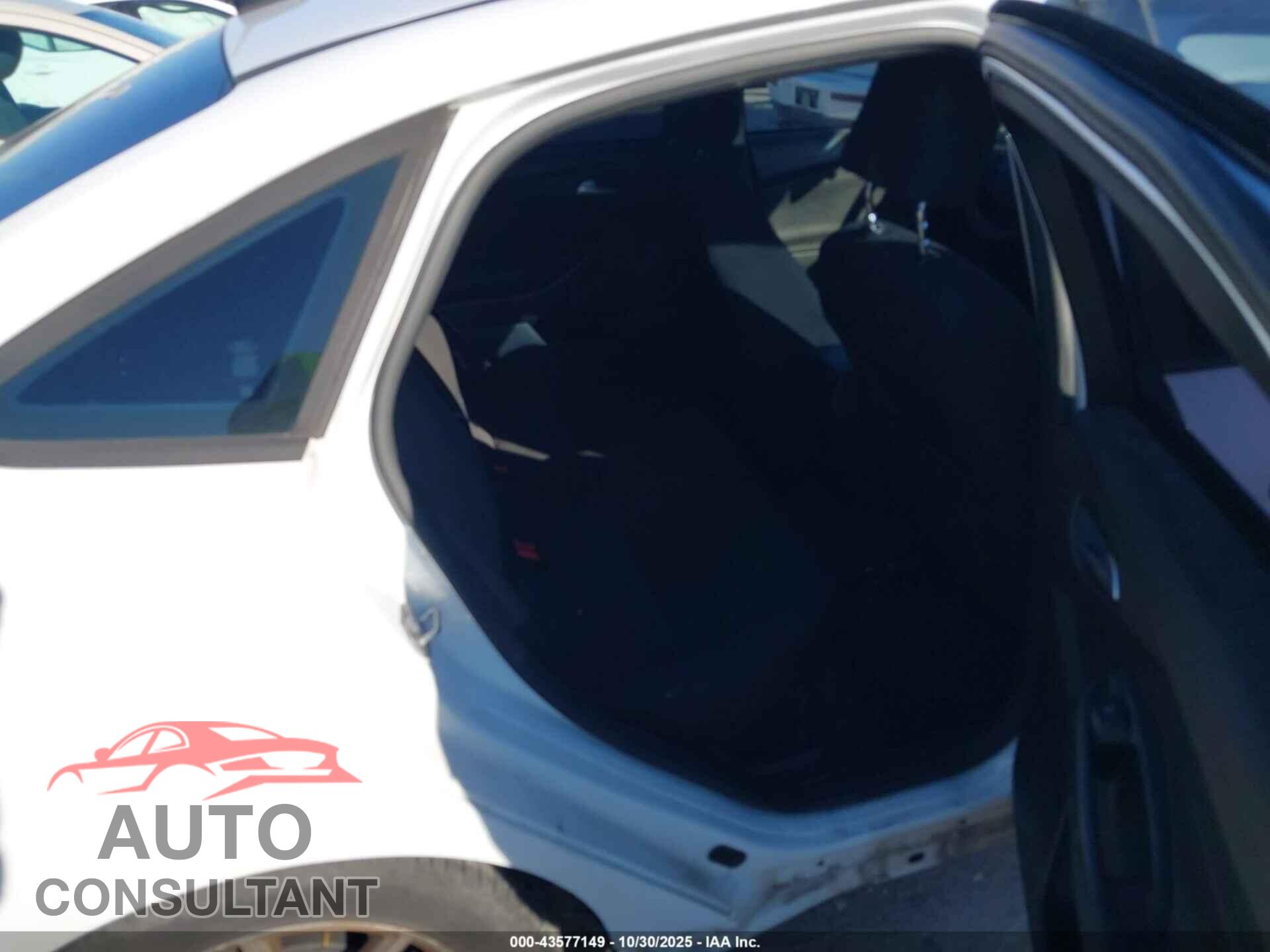 FORD FOCUS 2016 - 1FADP3F2XGL404512