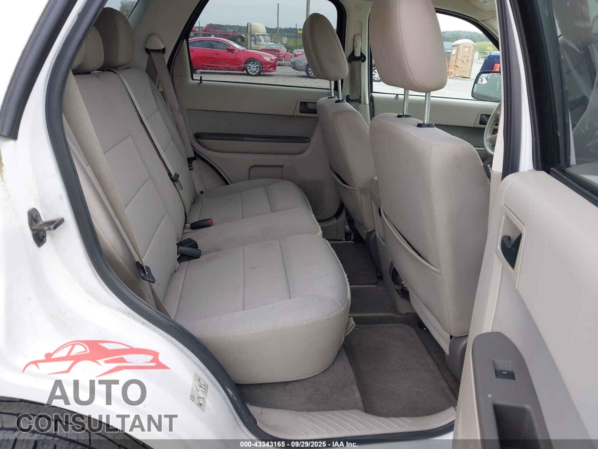FORD ESCAPE 2011 - 1FMCU9D75BKC38703