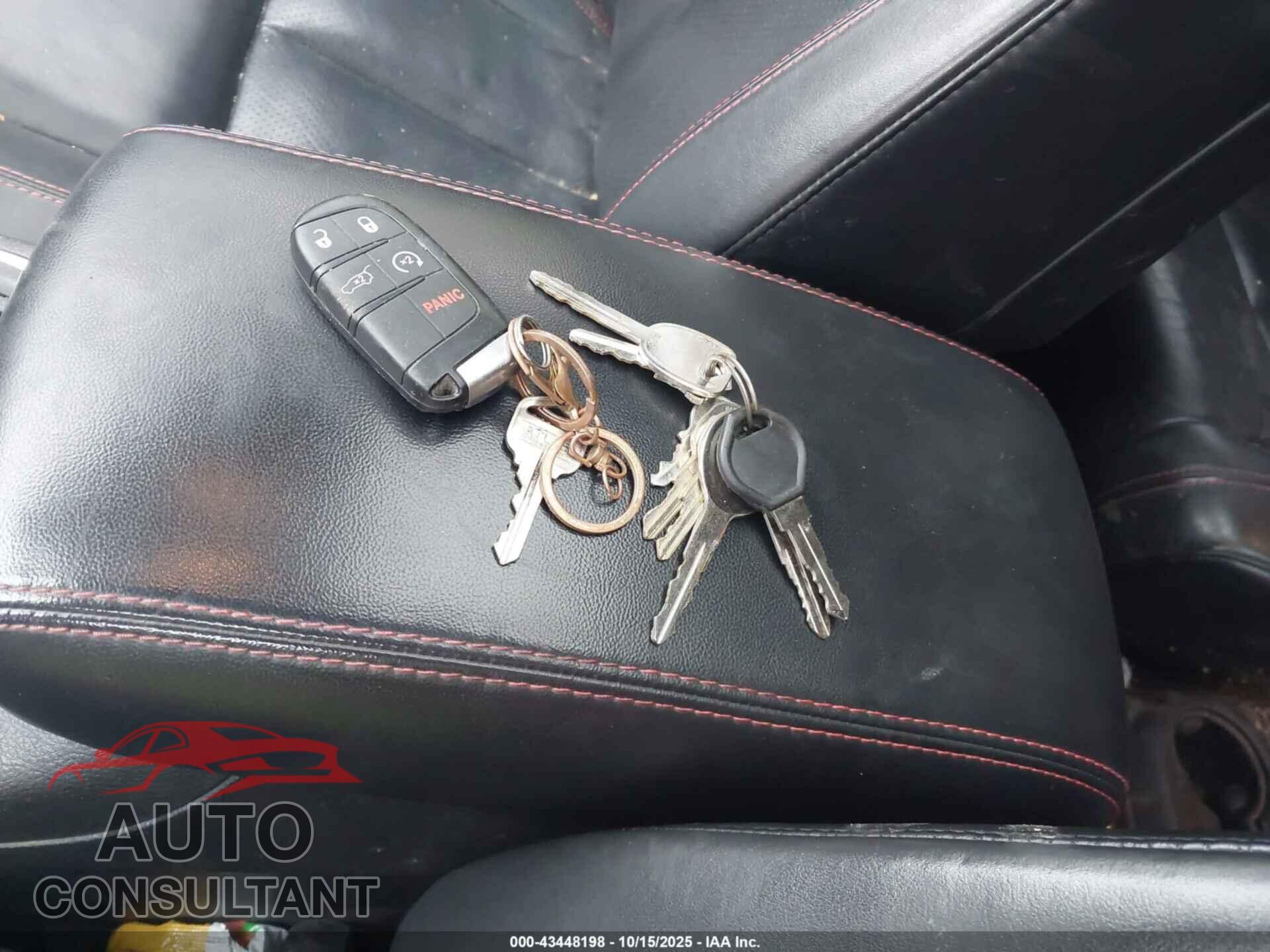 DODGE DURANGO 2015 - 1C4SDJCT5FC743057