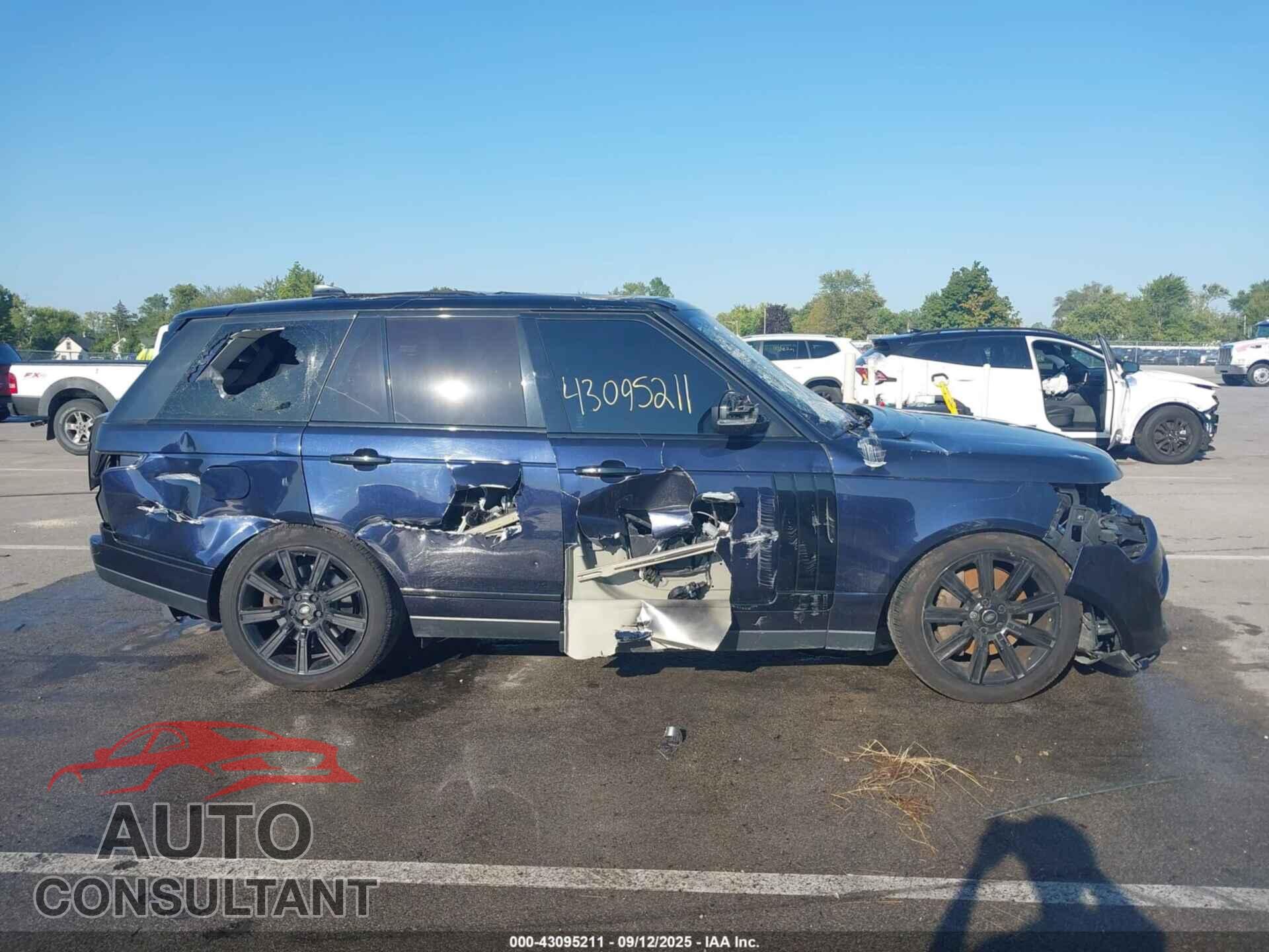LAND ROVER RANGE ROVER 2017 - SALGS2FE0HA356129