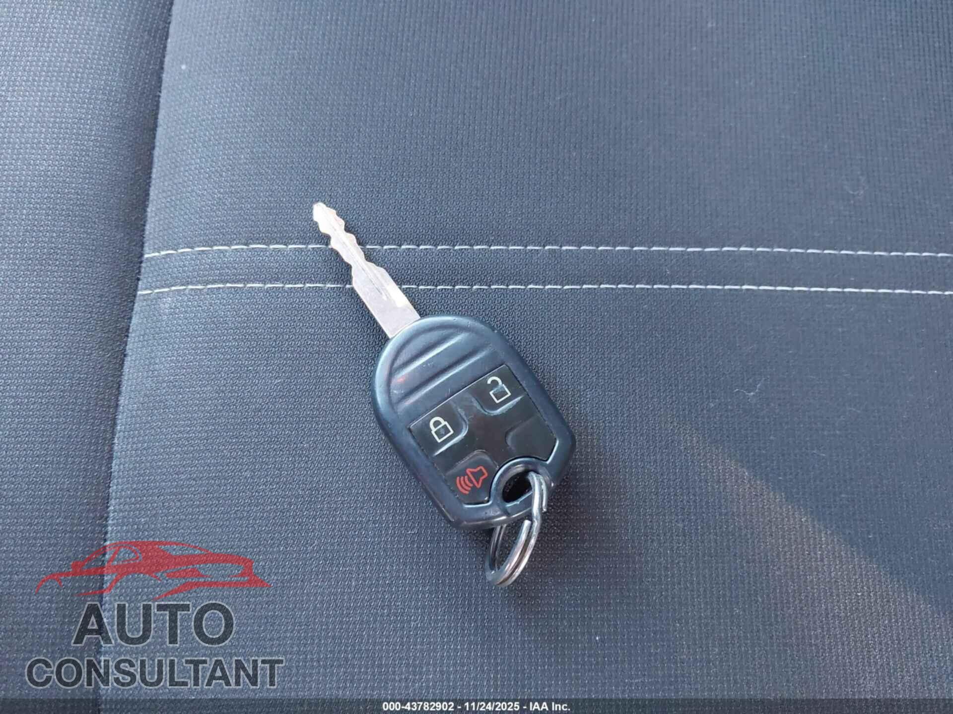 FORD EDGE 2013 - 2FMDK3GC2DBB28060