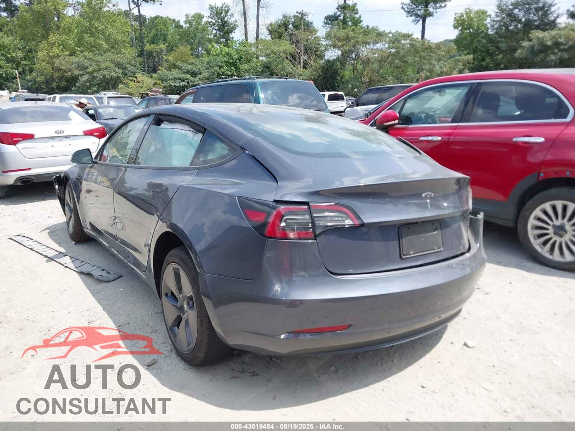 TESLA MODEL 3 2023 - 5YJ3E1EA7PF593552